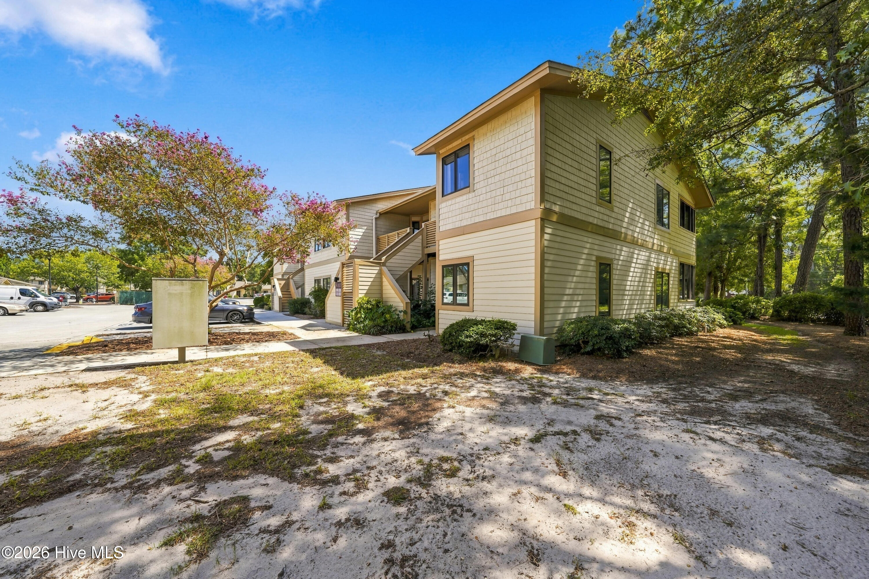 115 Longstreet Drive 208 Property Photo 39