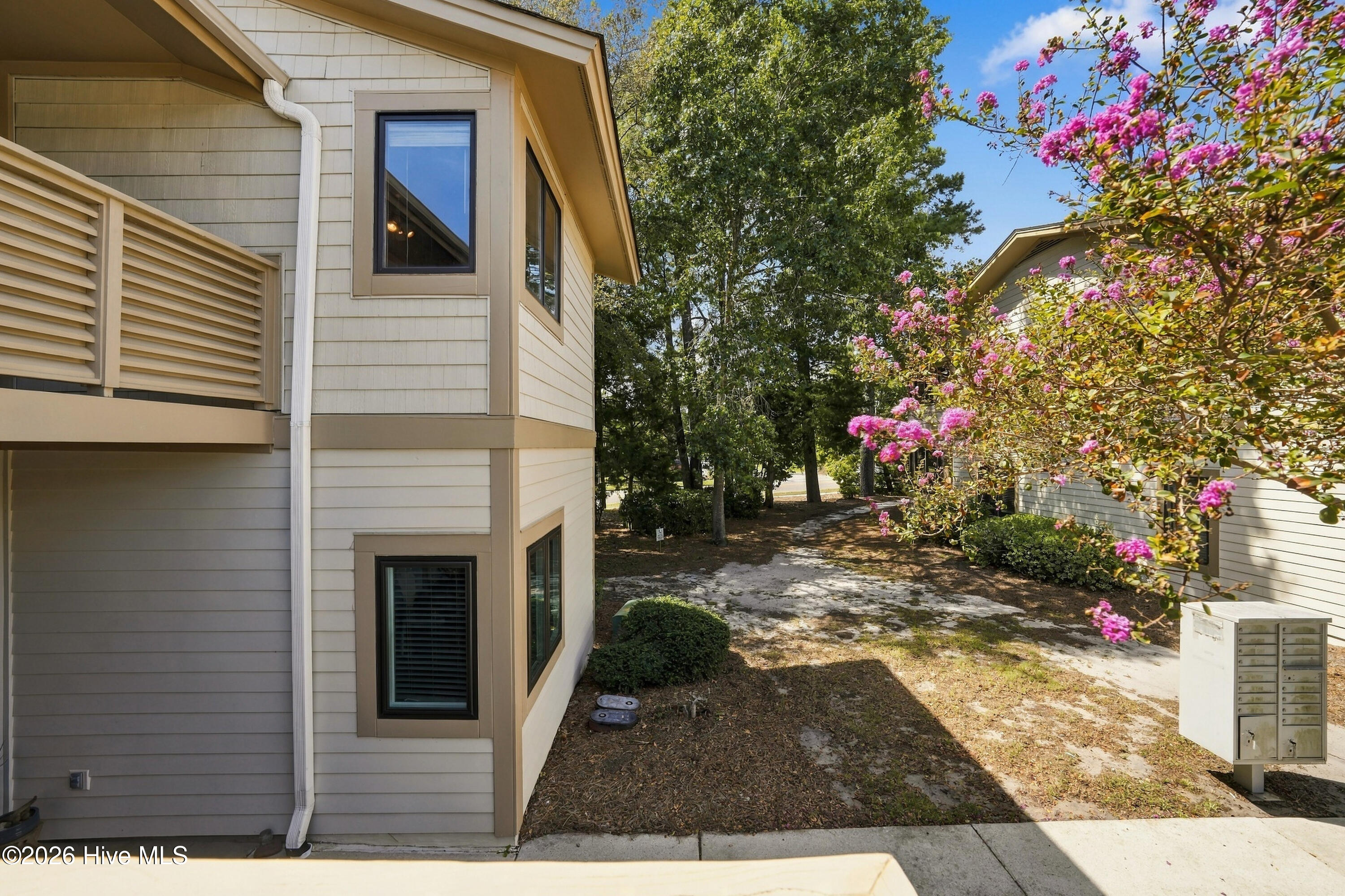 115 Longstreet Drive 208 Property Photo 40