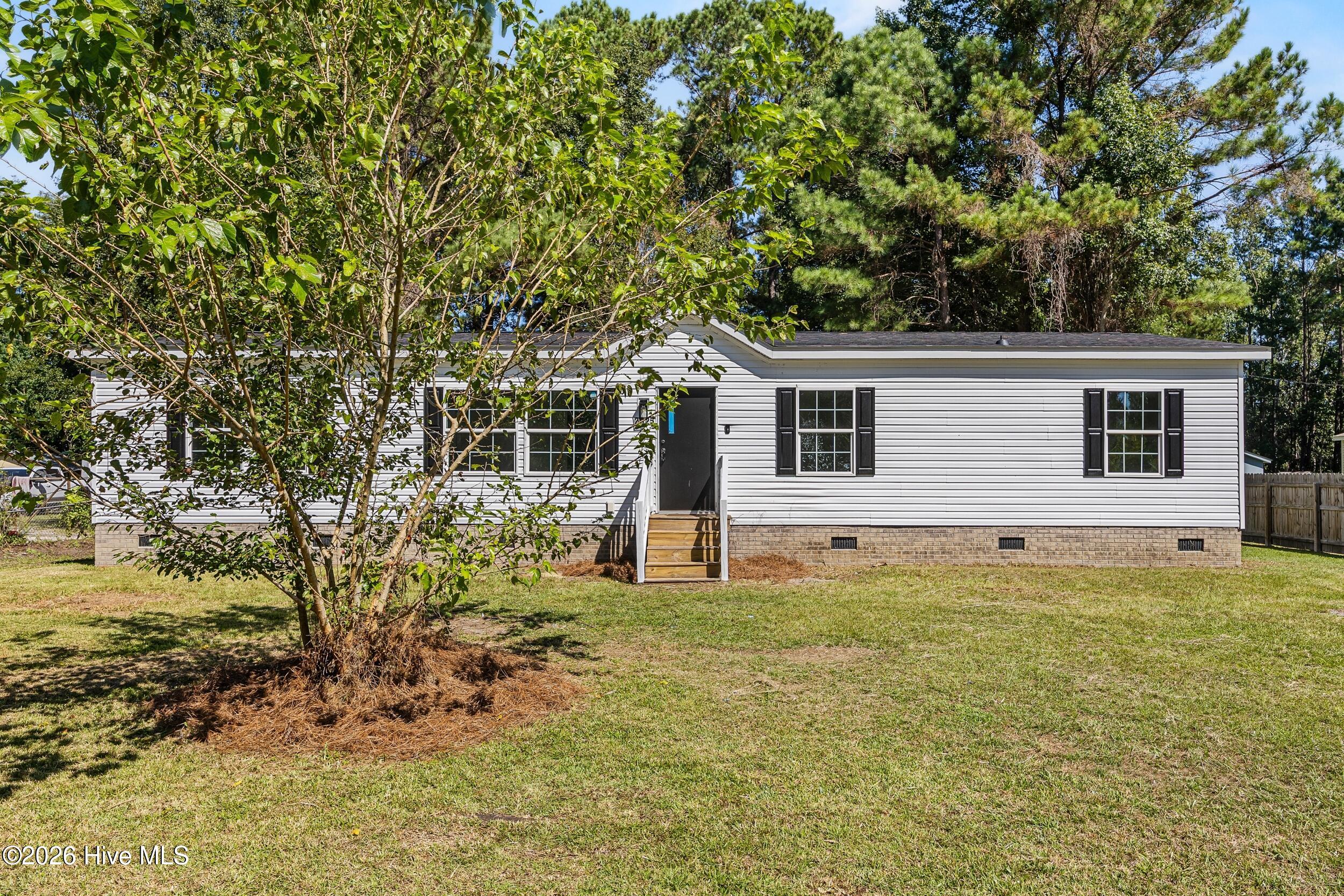 2025 Teresa Drive Property Photo 1