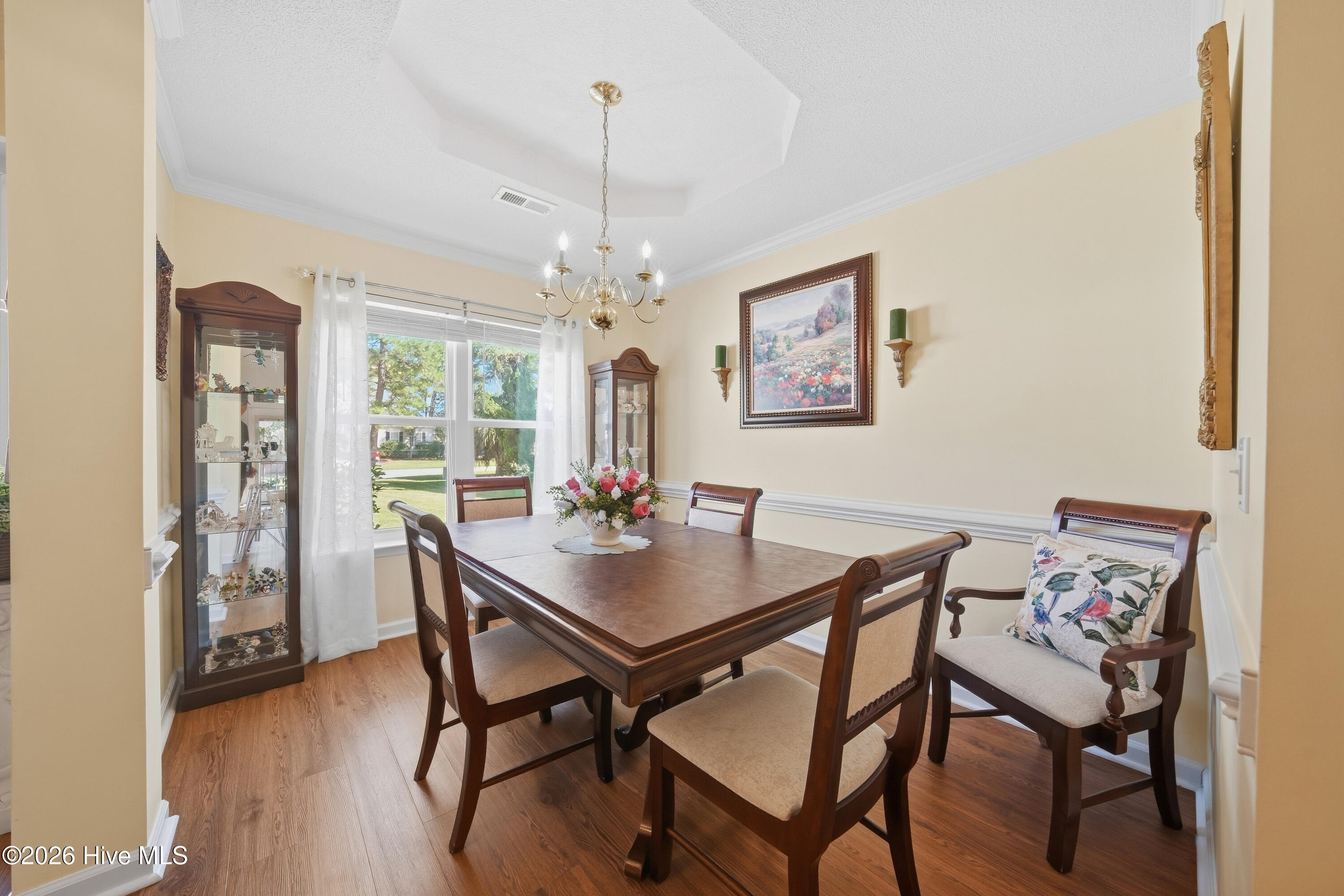 5002 Blue Grass Court Property Photo 6