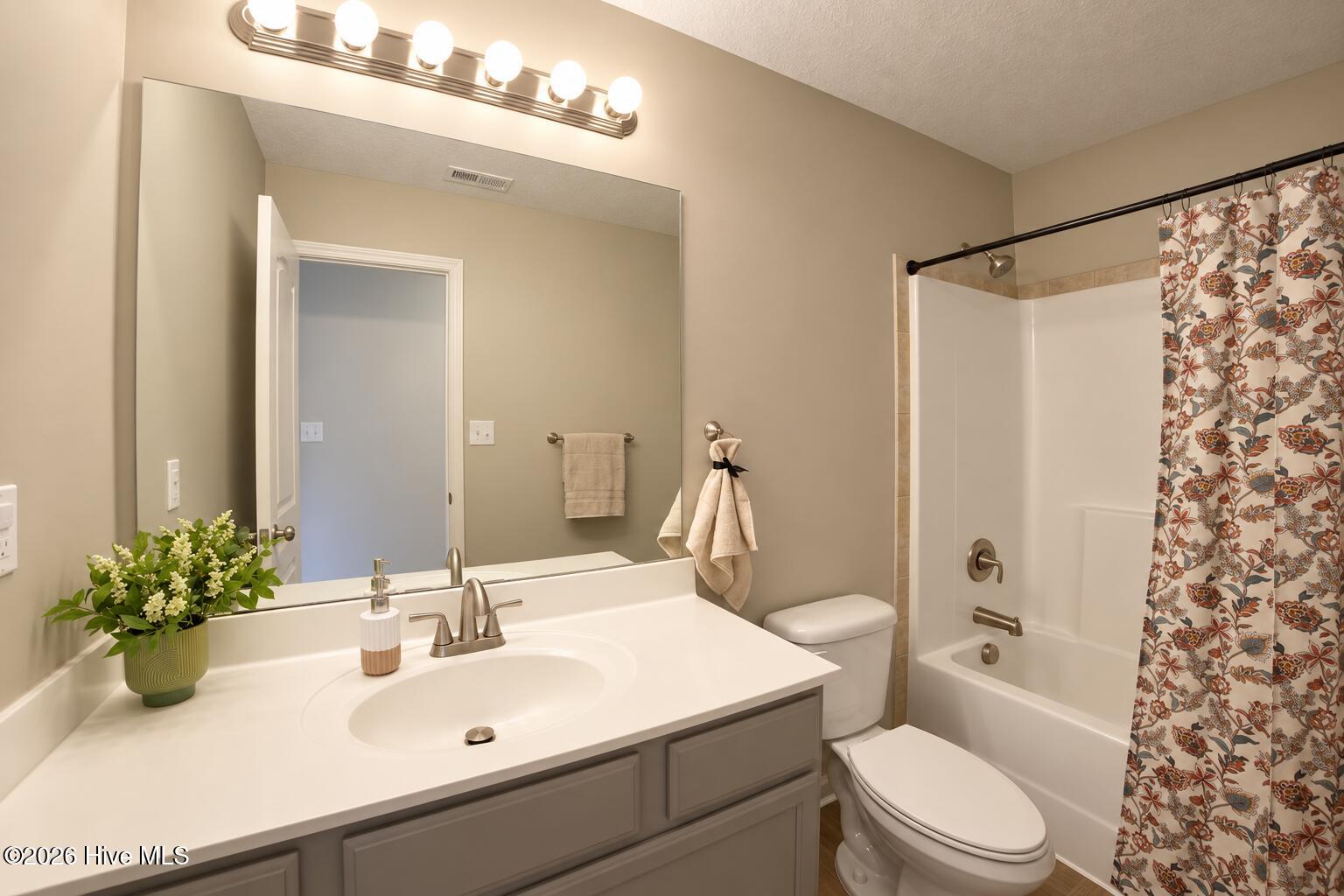 859 Dynasty Drive Property Photo 24