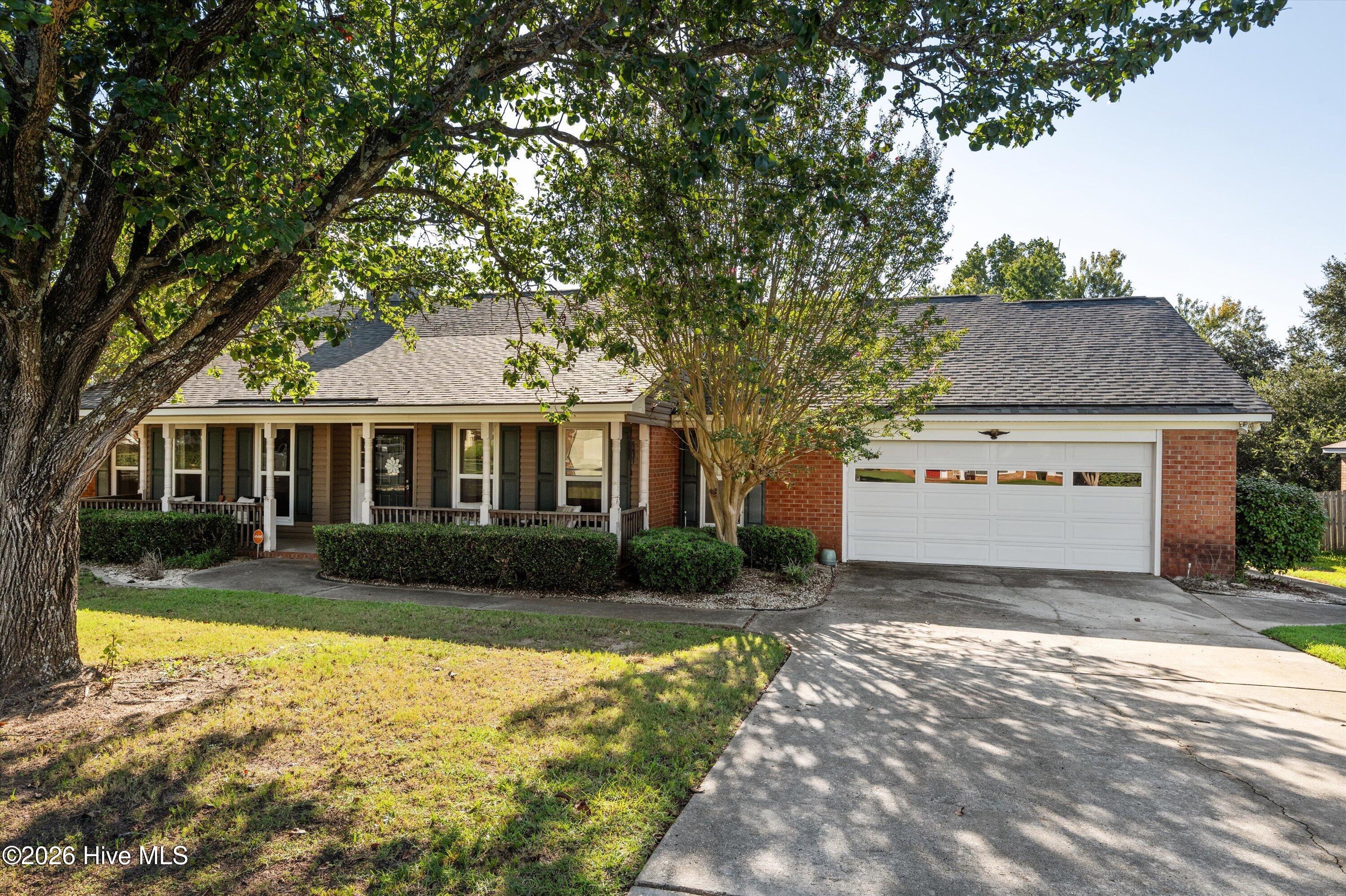 512 Waterford Drive Property Photo 3