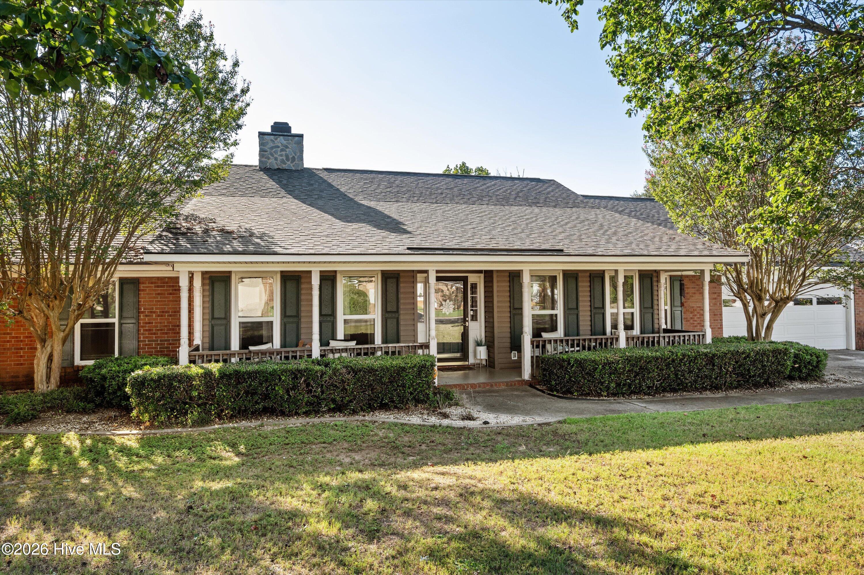 512 Waterford Drive Property Photo 7