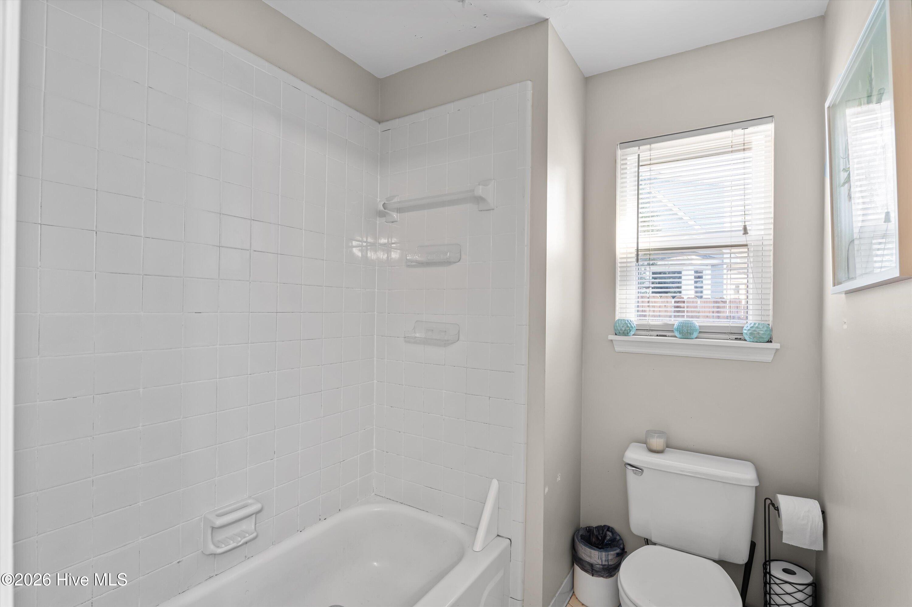 512 Waterford Drive Property Photo 32