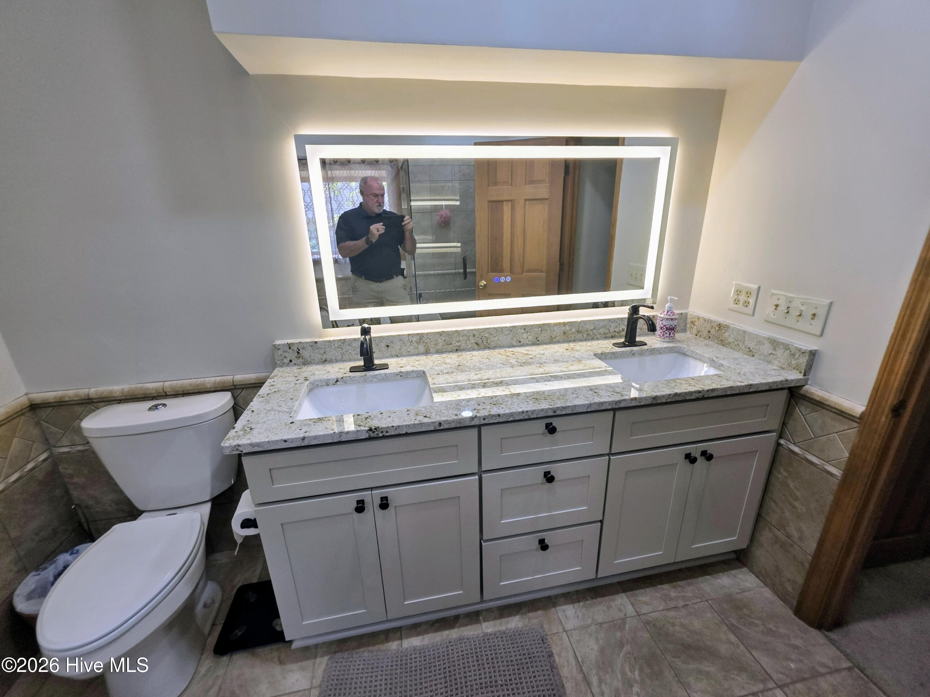 310 Divot Court Property Photo 24