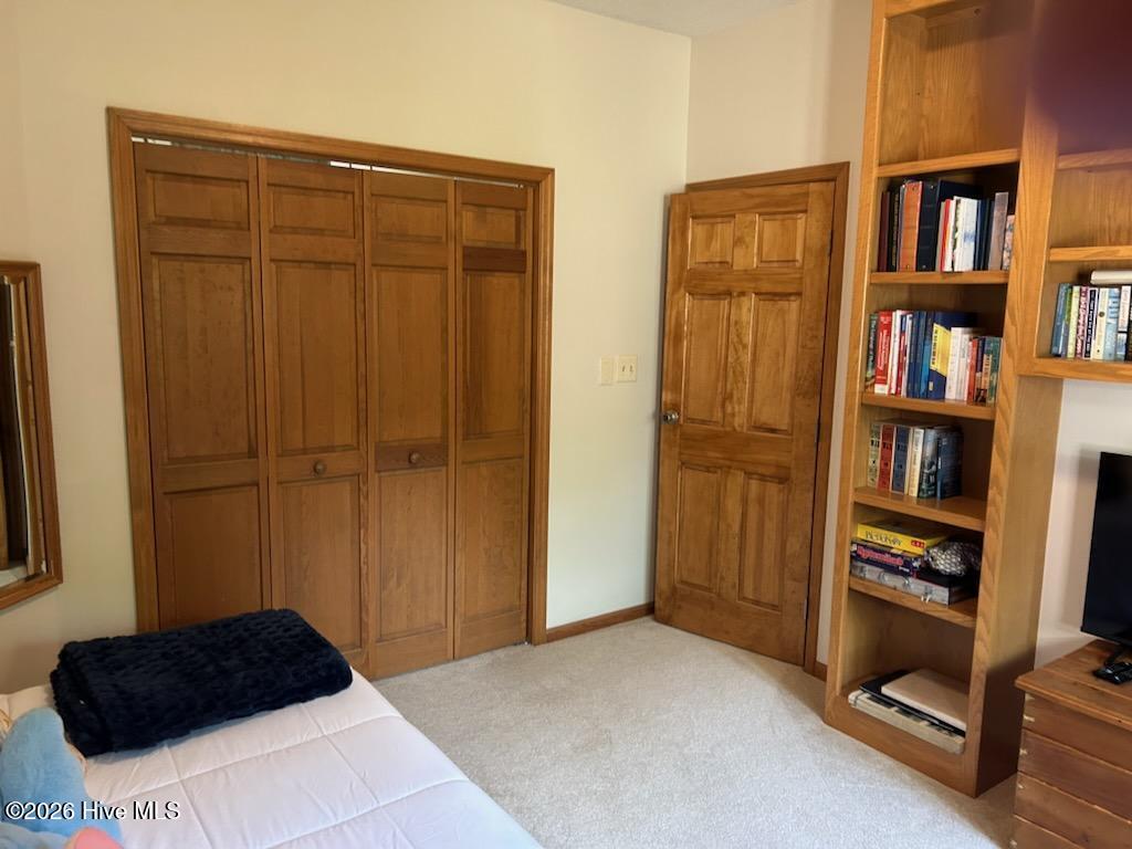 310 Divot Court Property Photo 32