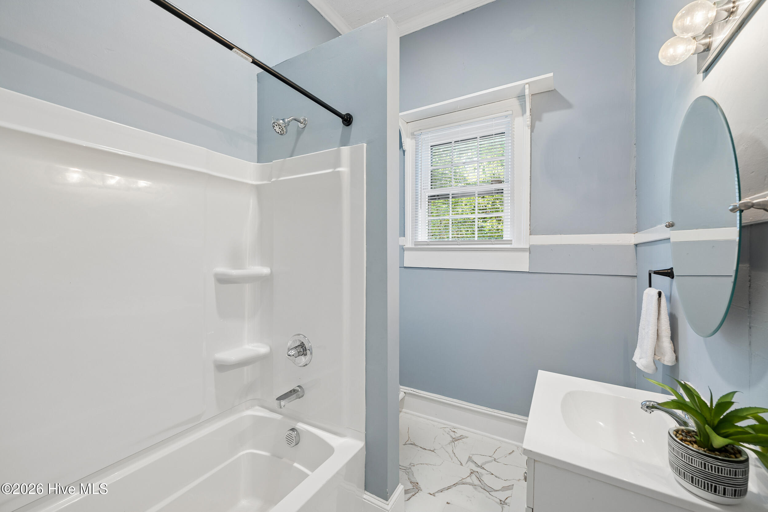 412 W Walnut Street Property Photo 15