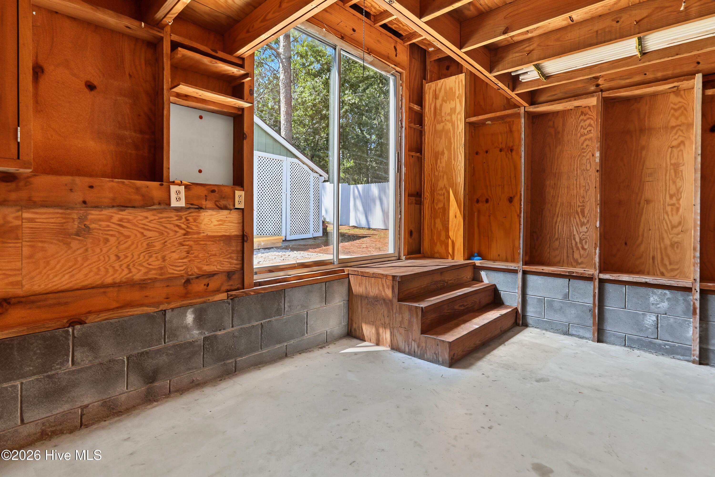 1299 N Shore Drive Property Photo 37