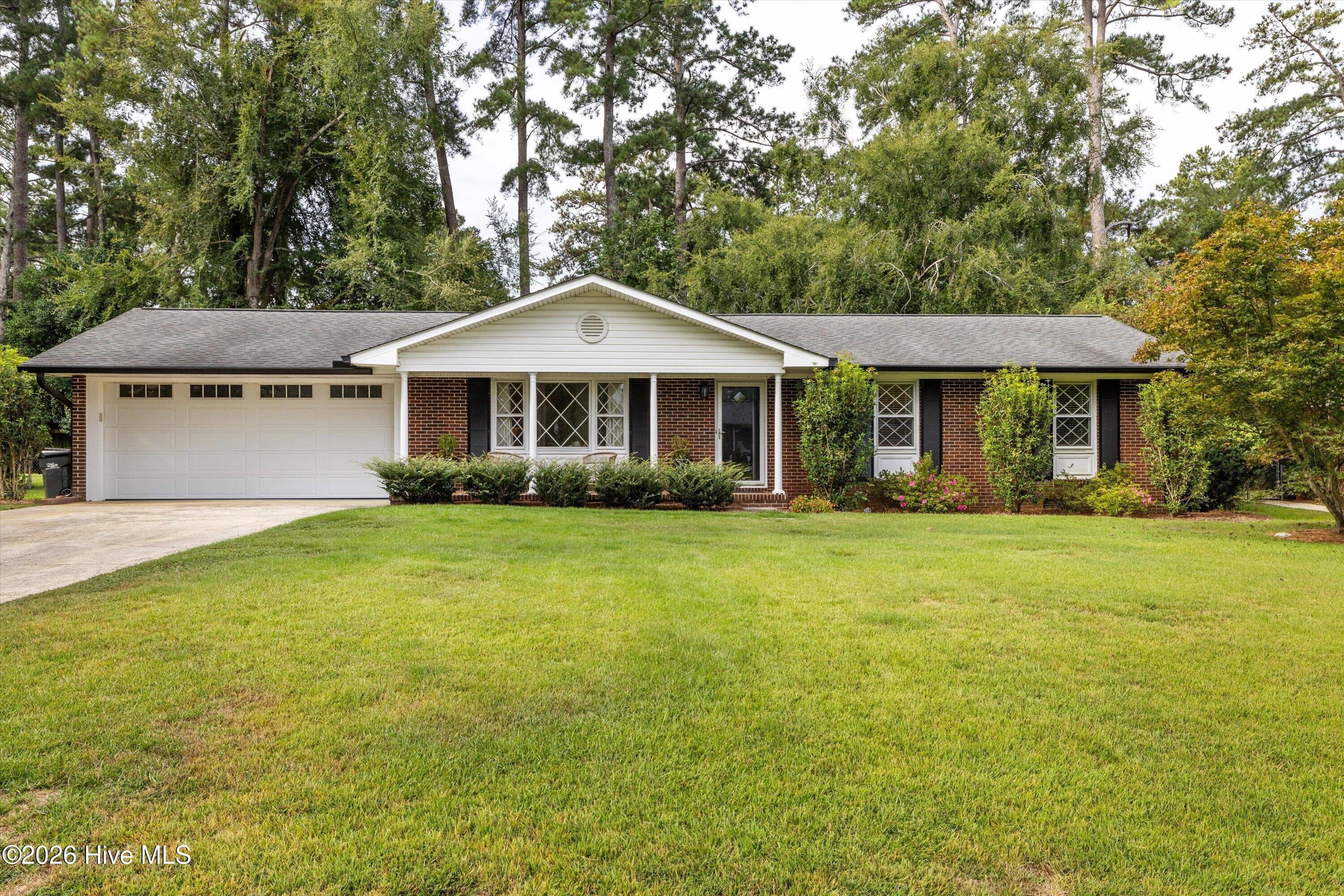 3138 Edinburgh Drive Property Photo 1