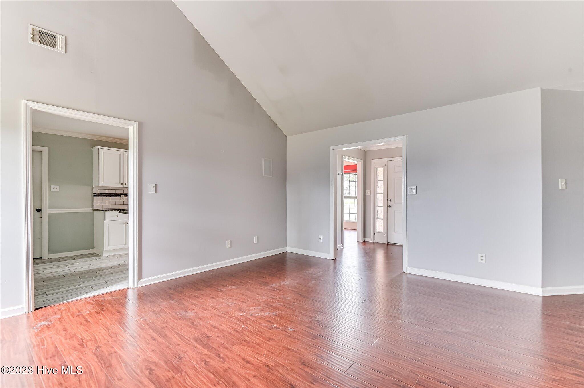 4523 Castle Rock Road Property Photo 9