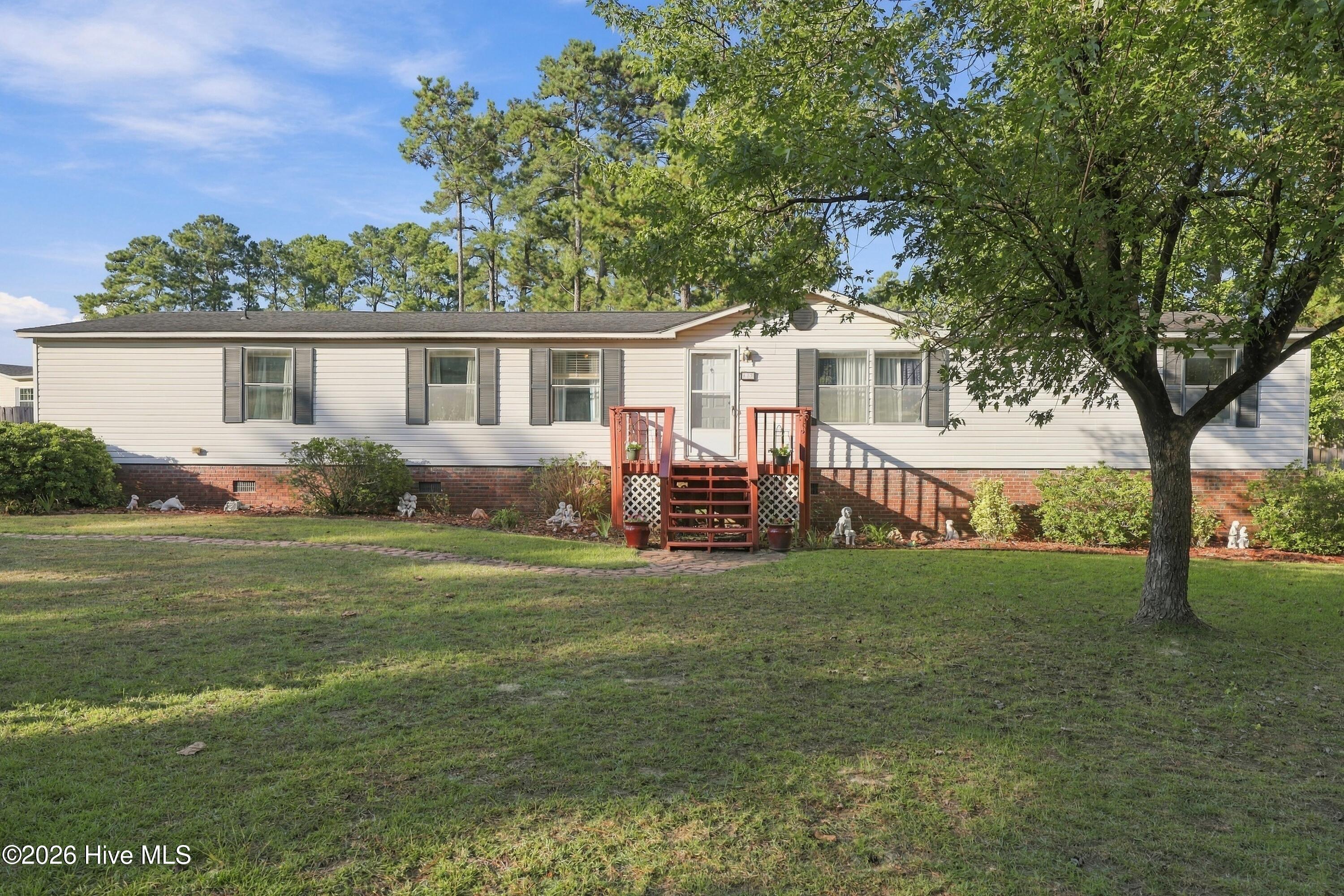 683 Bay Harbor Drive Property Photo 1