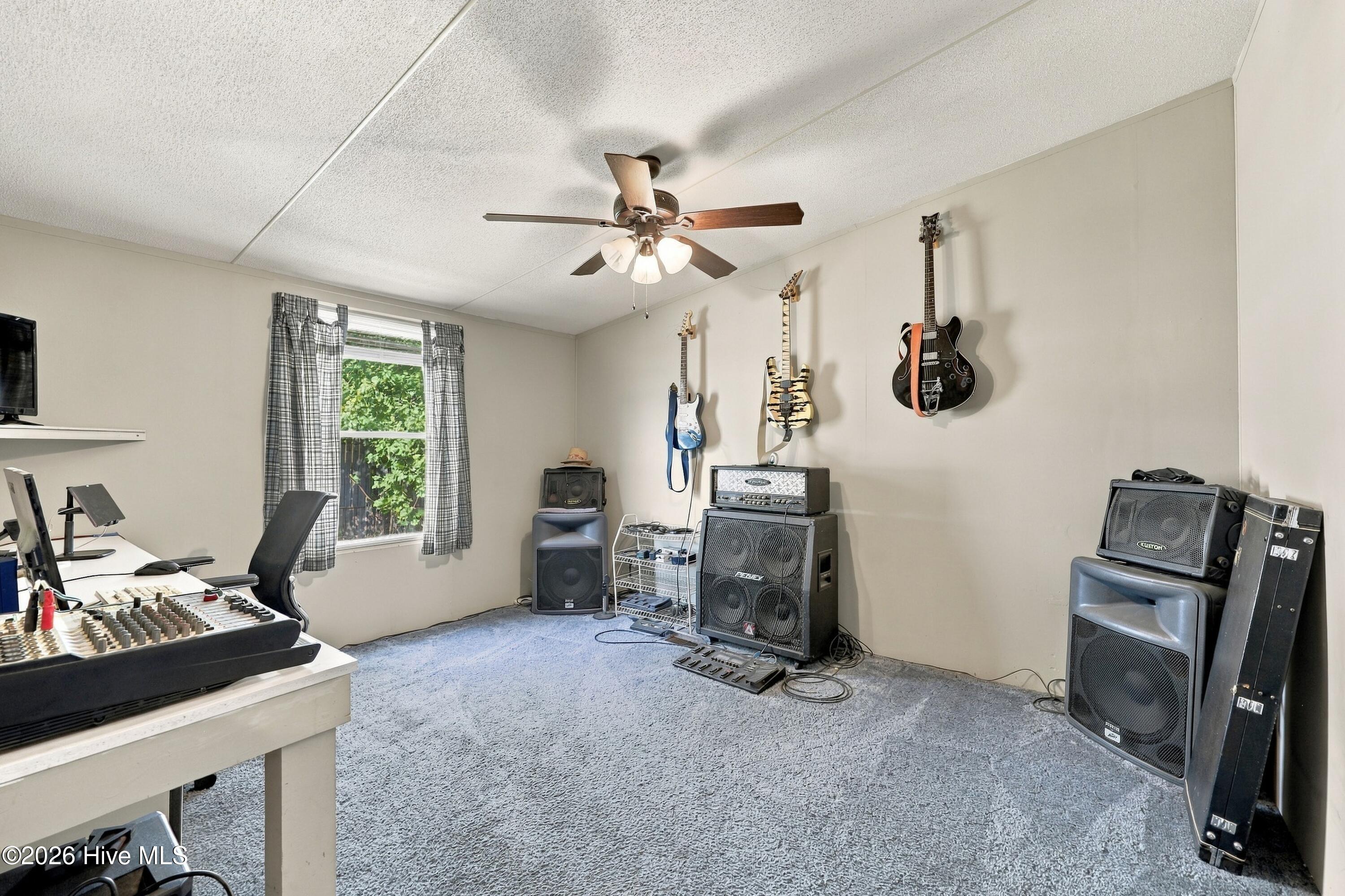 683 Bay Harbor Drive Property Photo 17