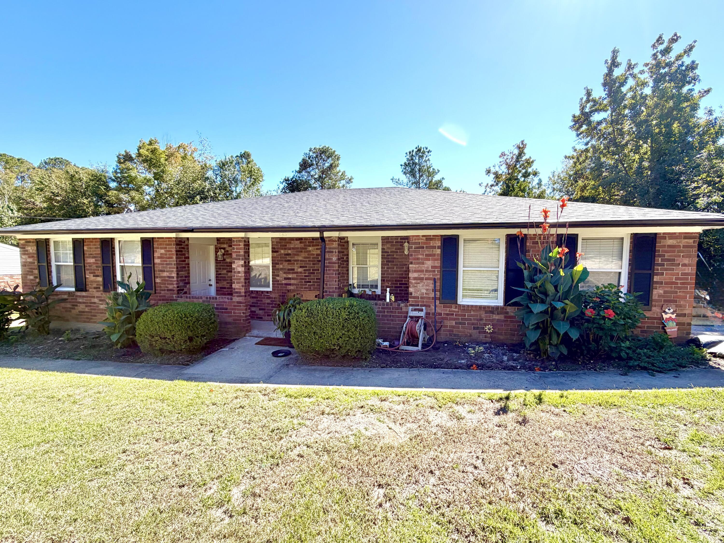 146 Stoneybrooks Place Property Photo 1