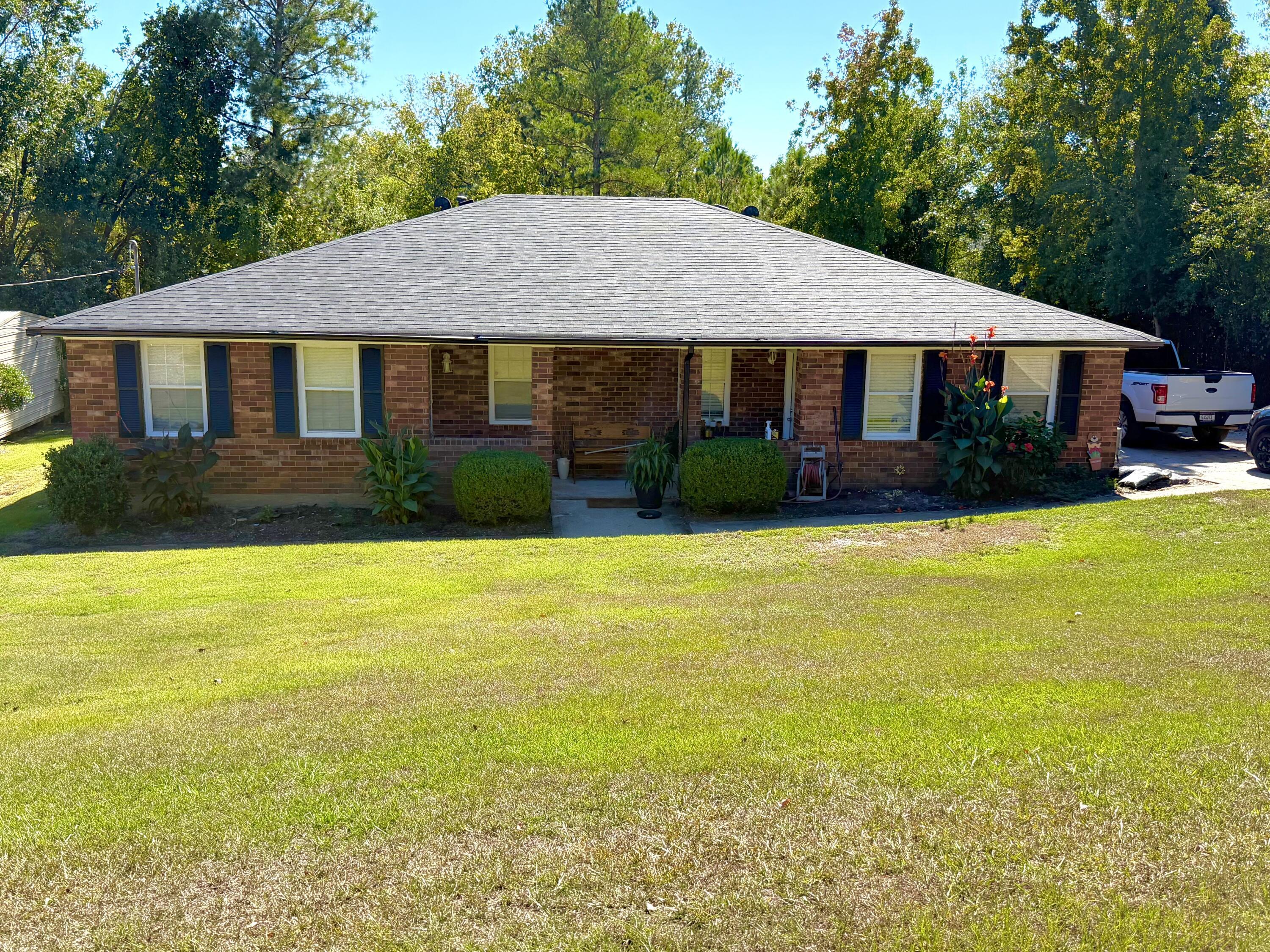 146 Stoneybrooks Place Property Photo 2
