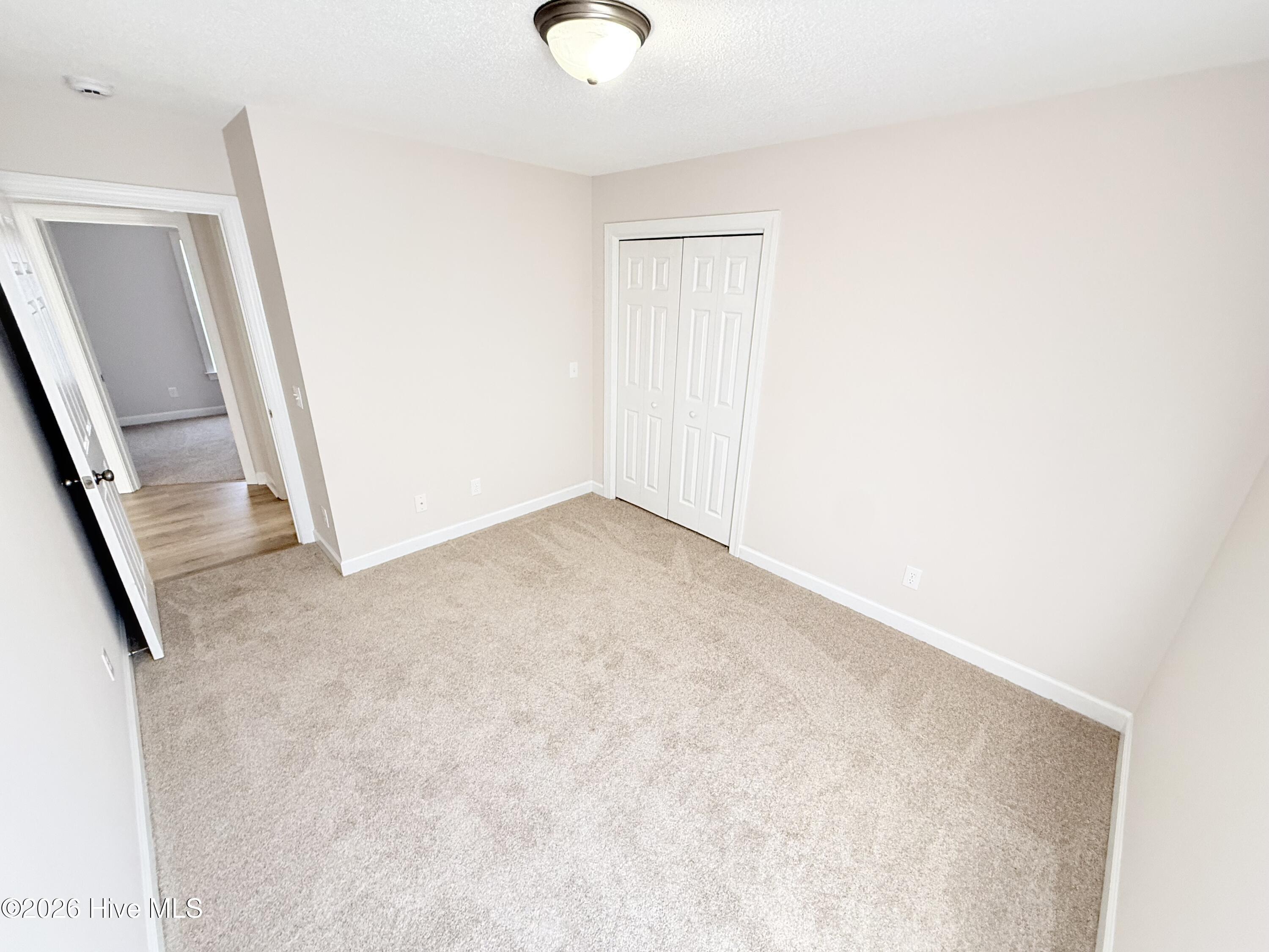109 Willowbrook Drive Property Photo 11