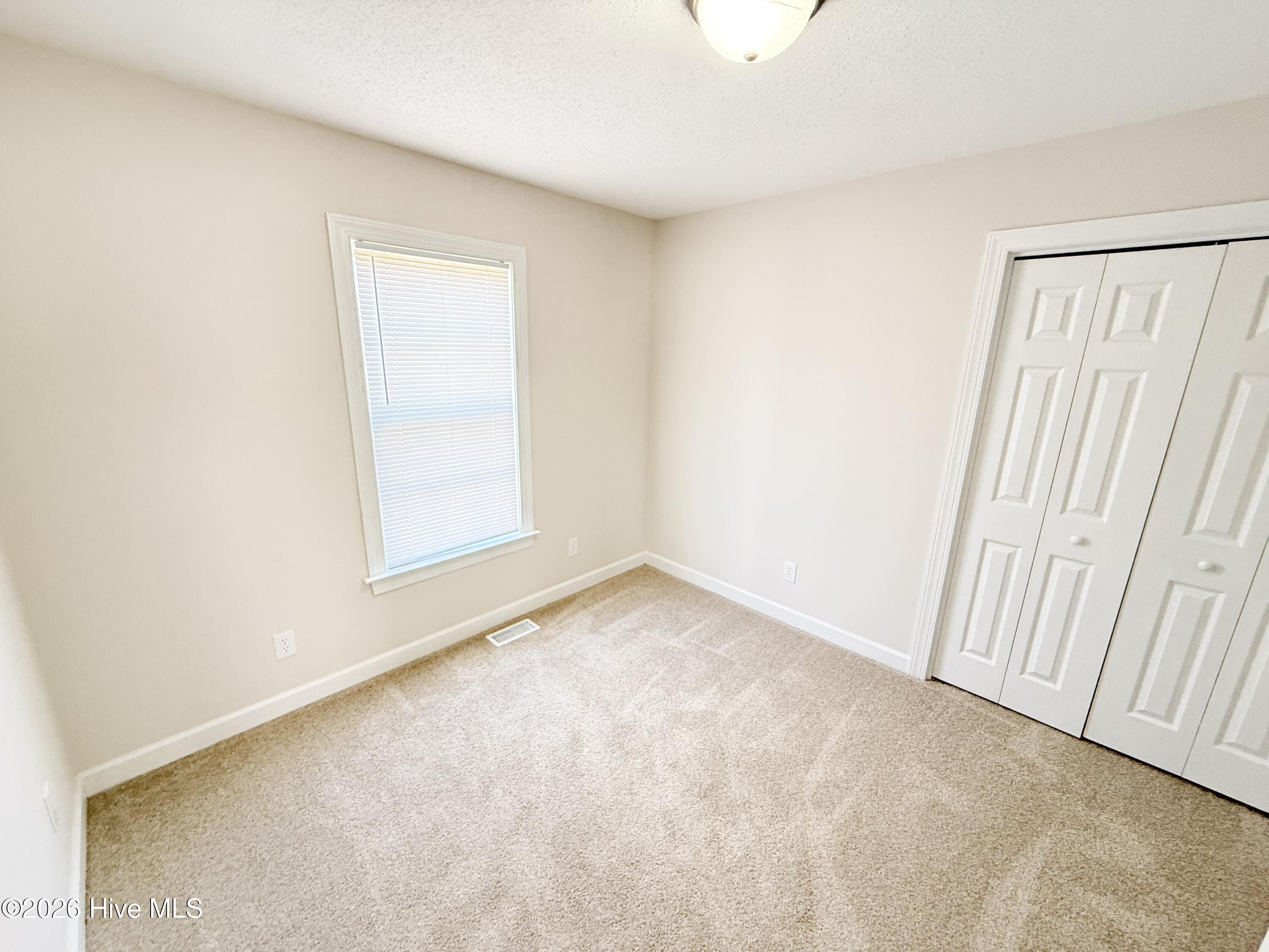 109 Willowbrook Drive Property Photo 15