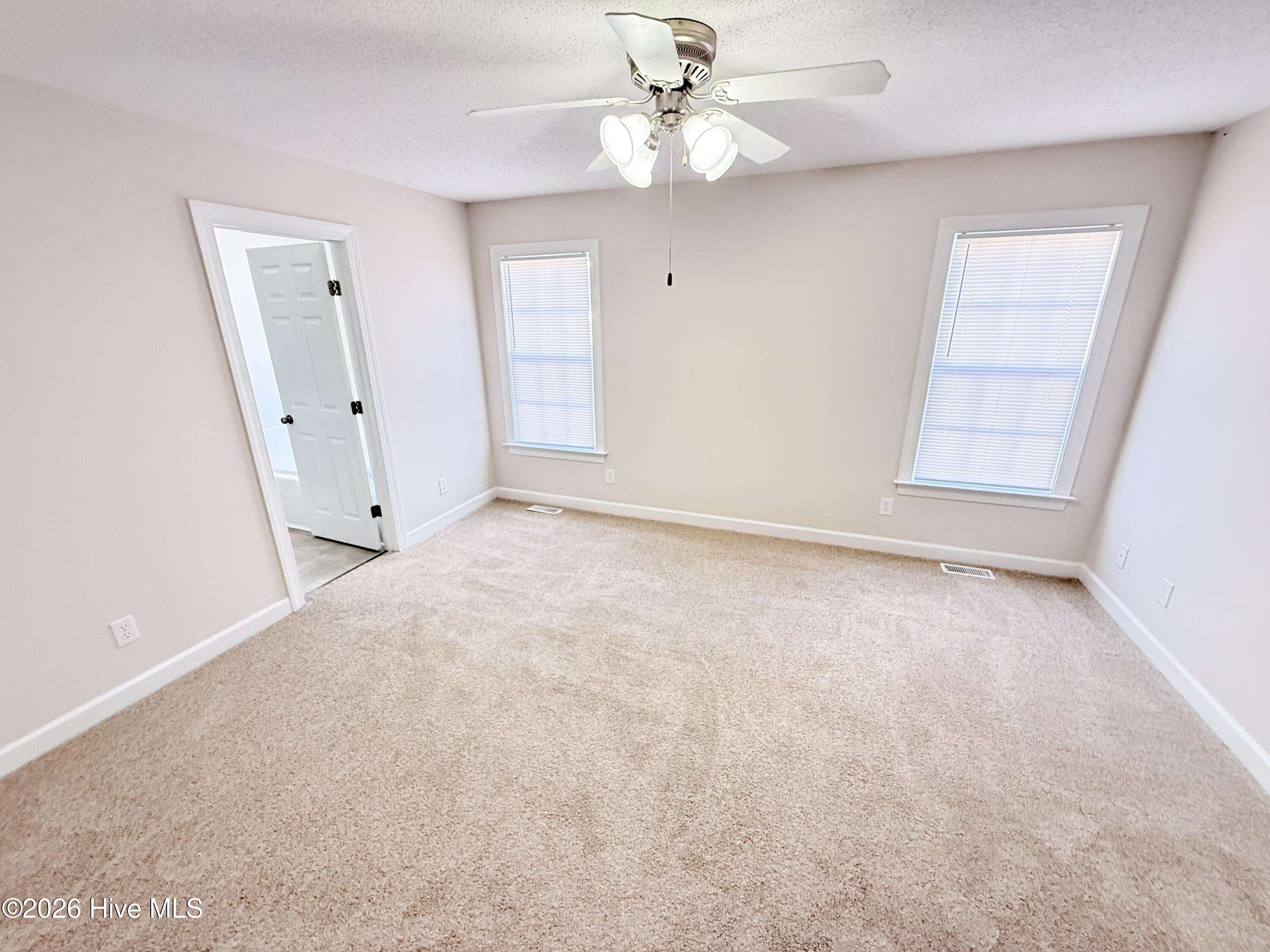 109 Willowbrook Drive Property Photo 17