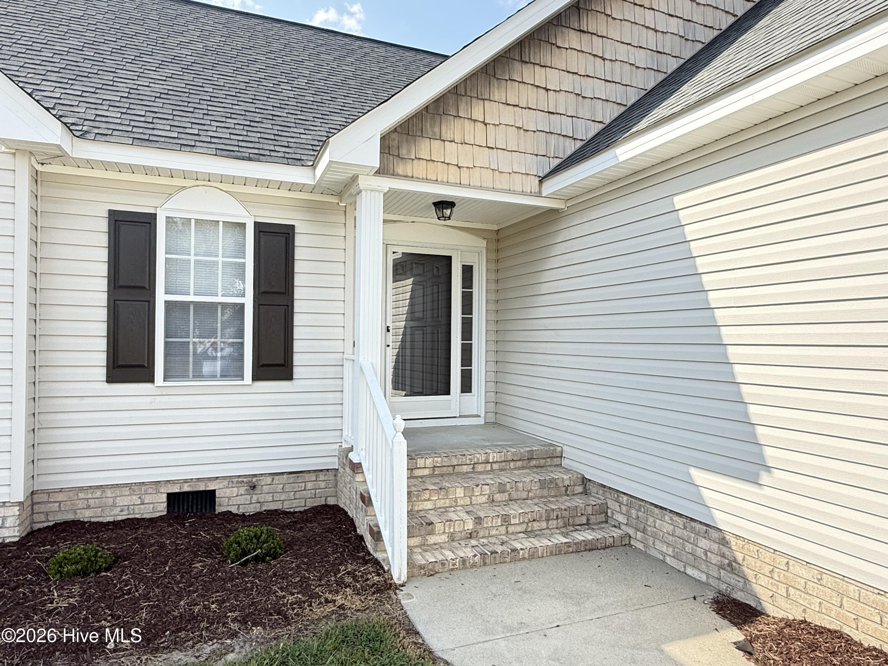 109 Willowbrook Drive Property Photo 33