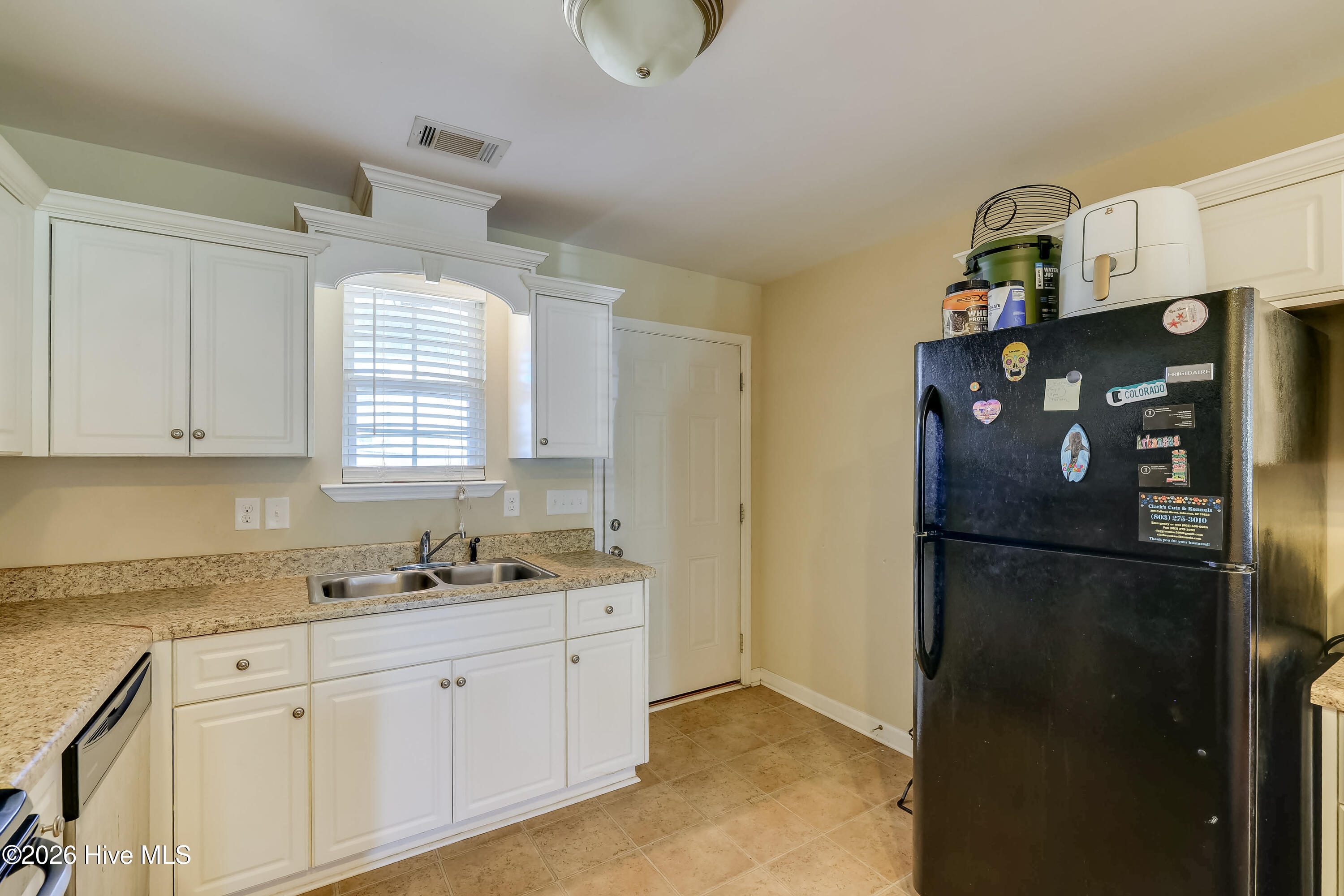 6016 Village West Lane Property Photo 14