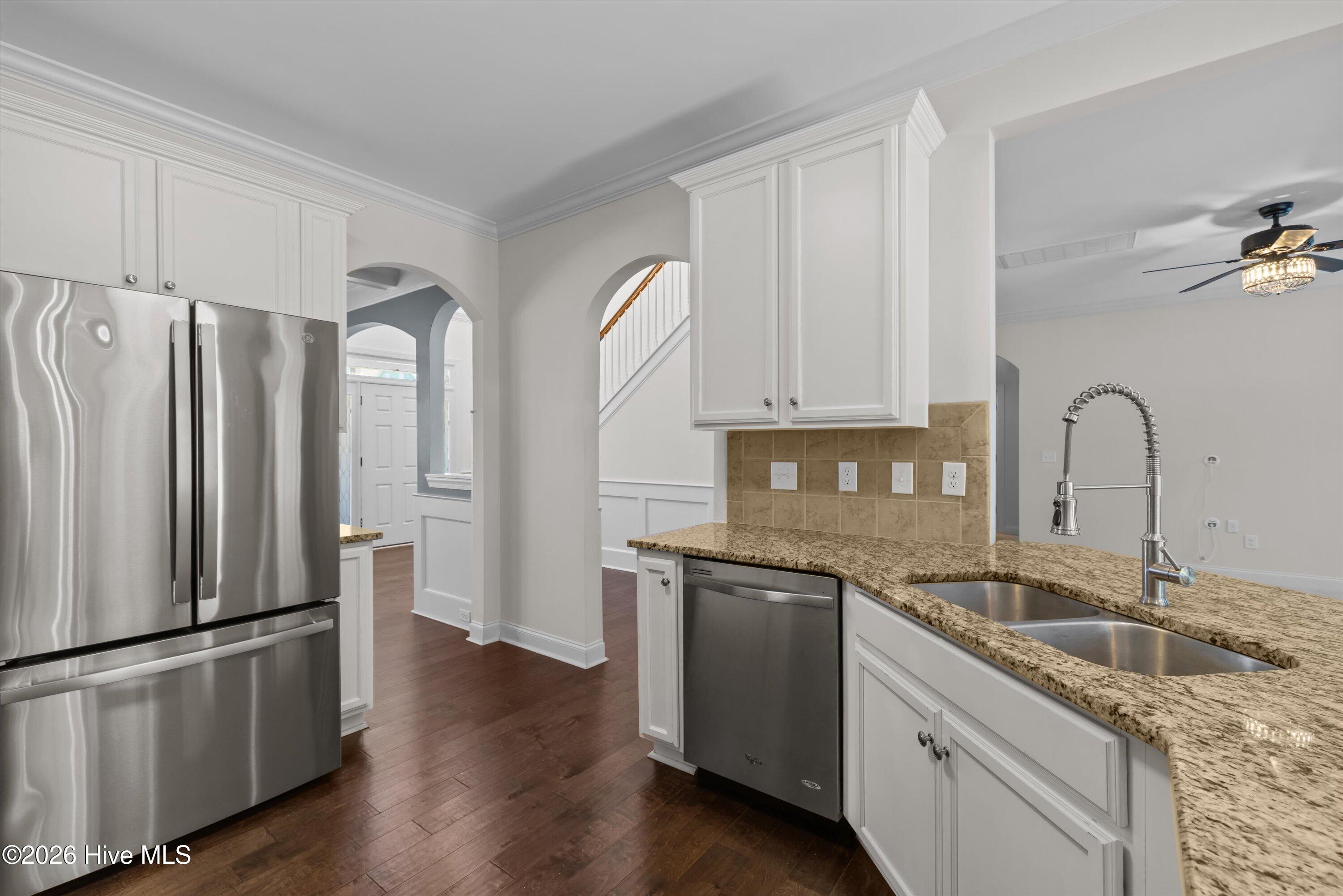 1542 Driftwood Lane Property Photo 14