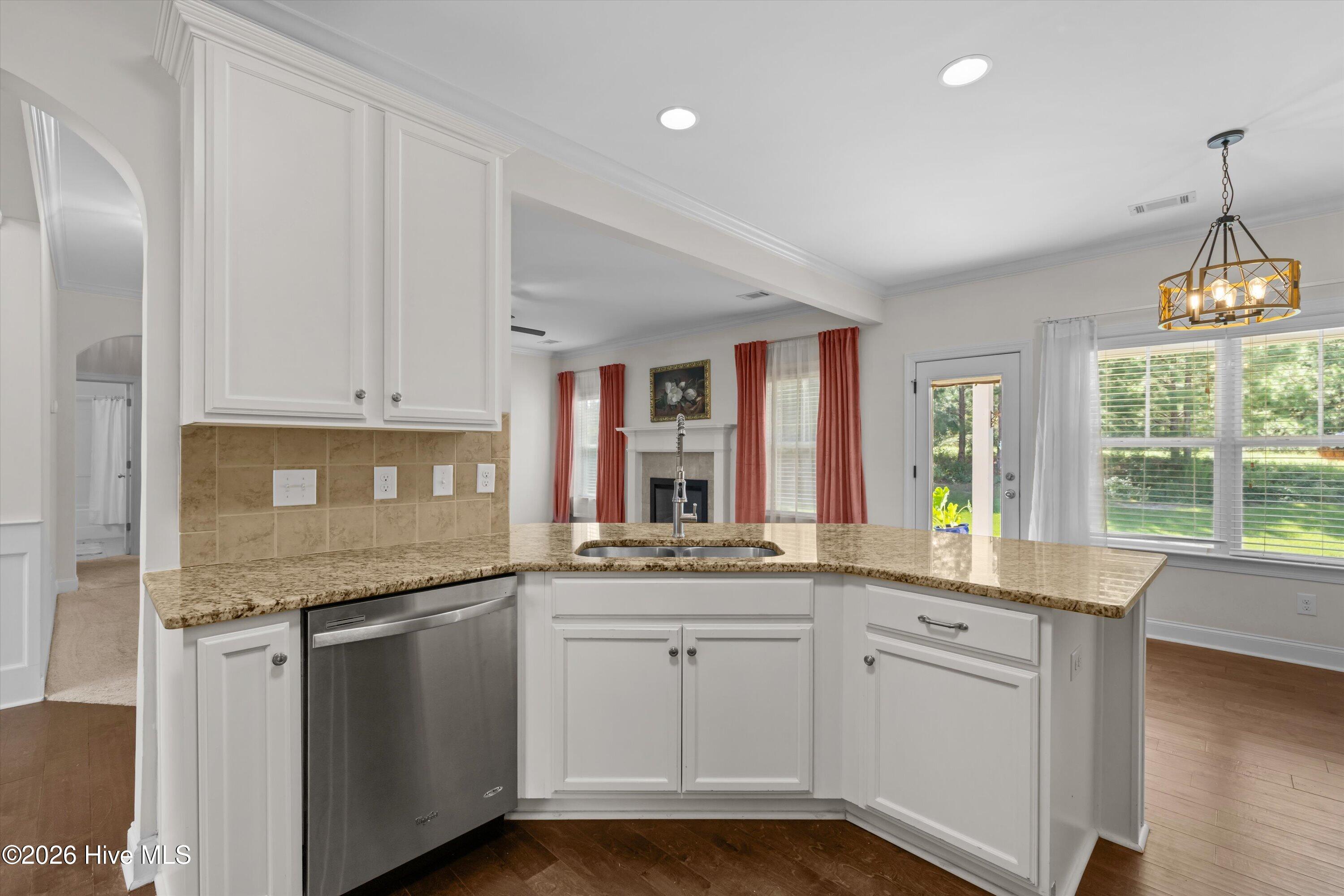 1542 Driftwood Lane Property Photo 17