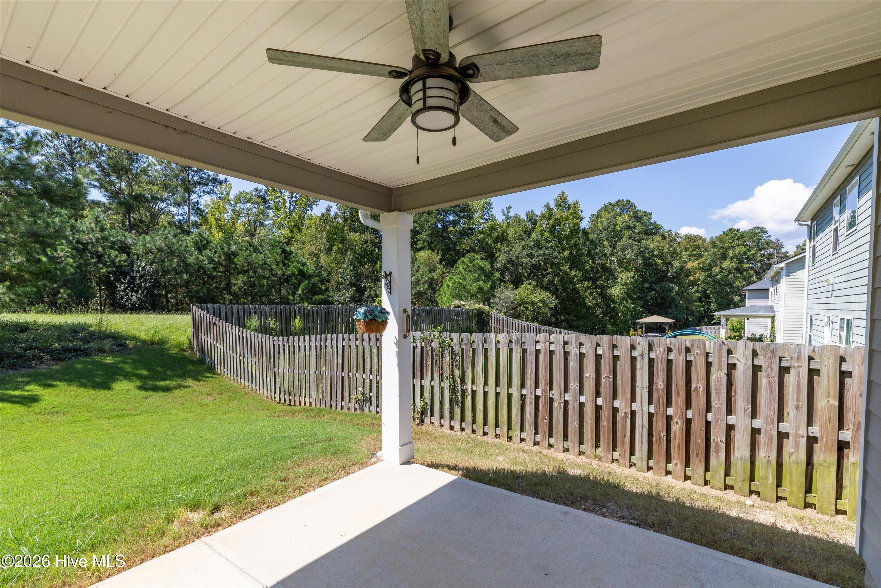 1542 Driftwood Lane Property Photo 44