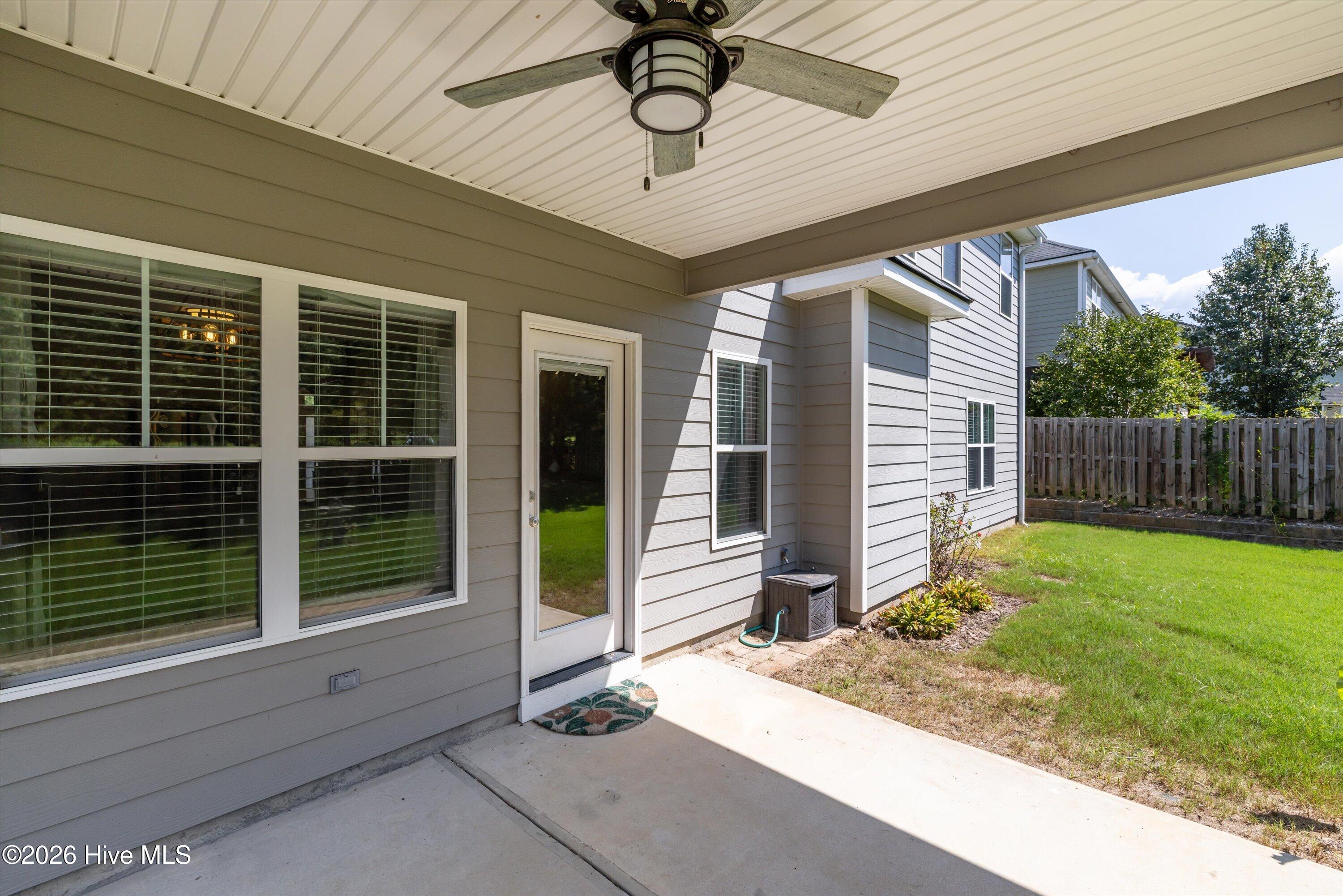 1542 Driftwood Lane Property Photo 45