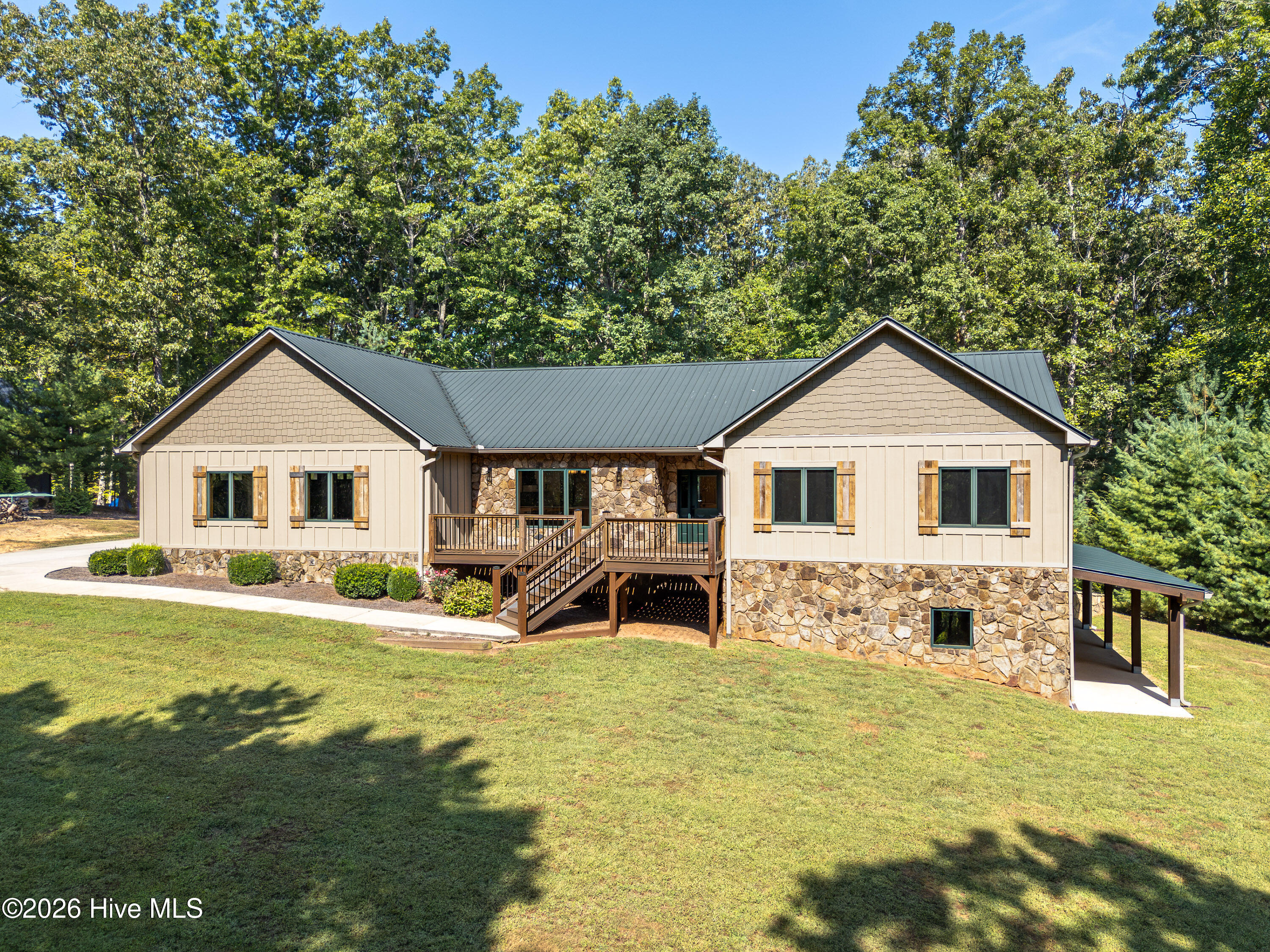 79 Harleys Cove Property Photo 1