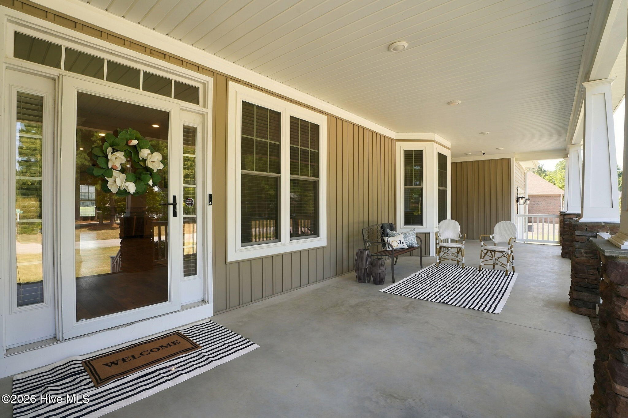4915 Country Club Drive N Property Photo 5