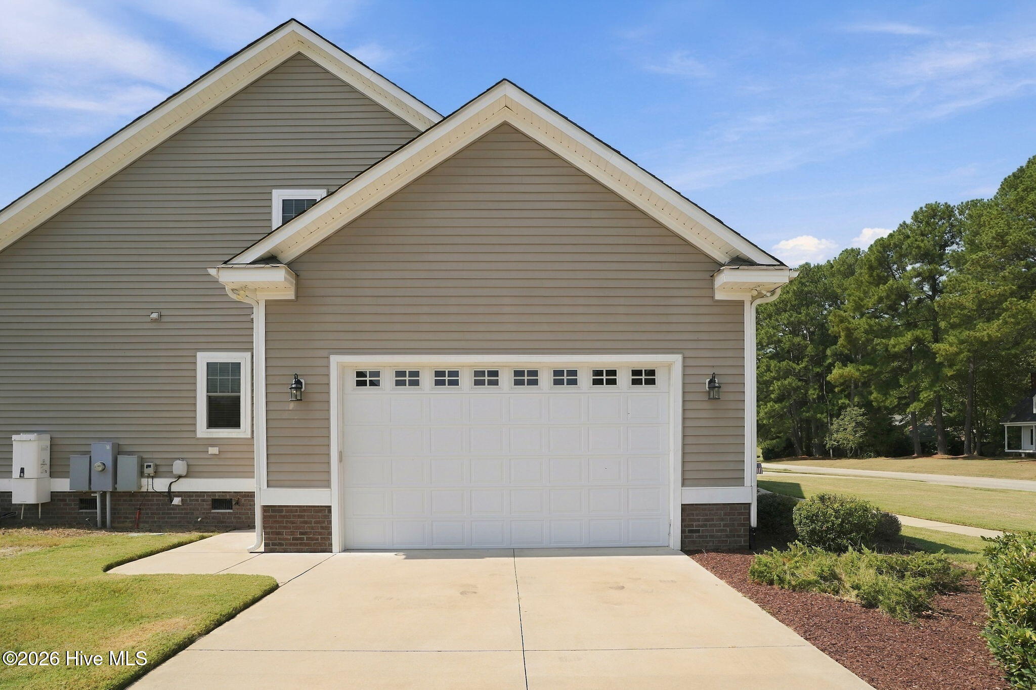 4915 Country Club Drive N Property Photo 37
