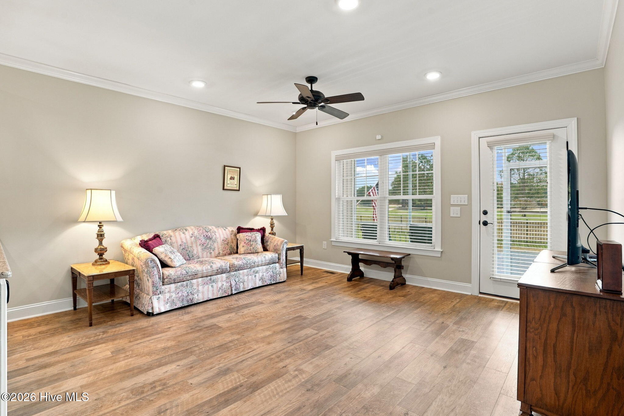4915 Country Club Drive N Property Photo 48