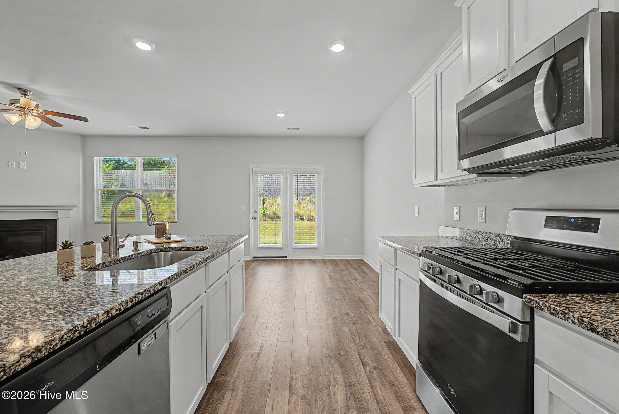 6113 Whitewater Drive Property Photo 13