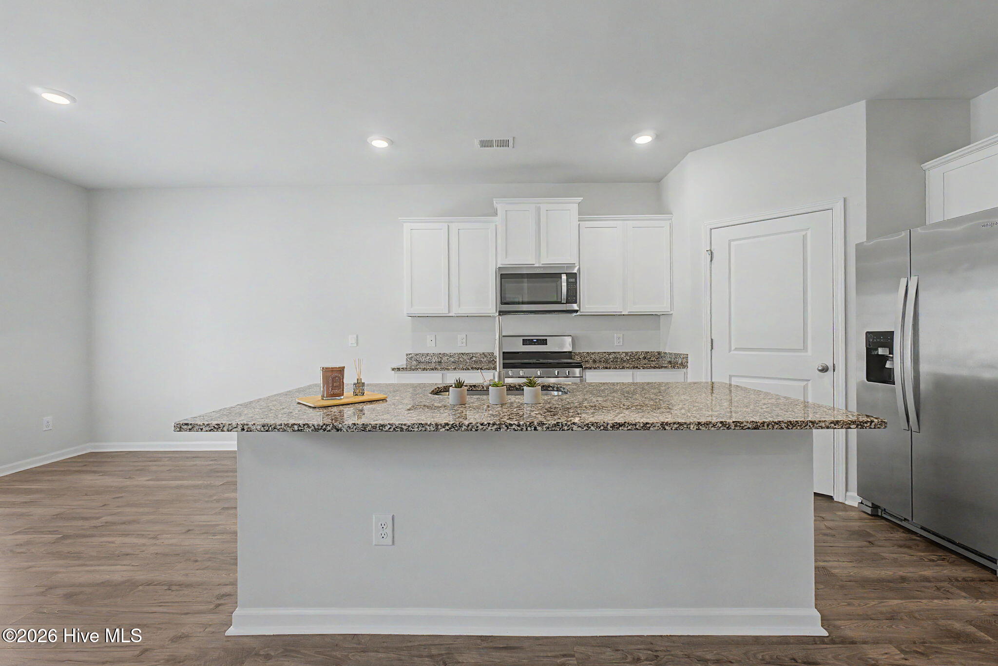 6113 Whitewater Drive Property Photo 15