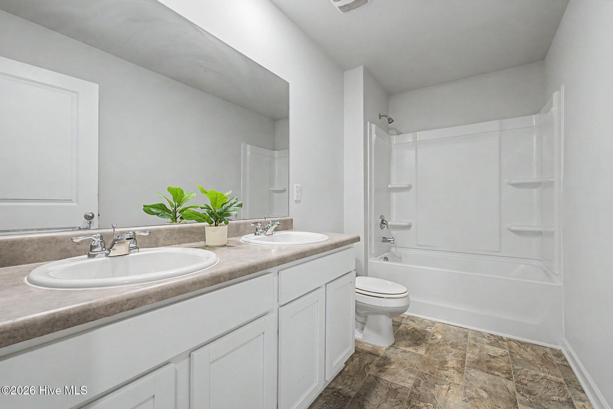 6113 Whitewater Drive Property Photo 36