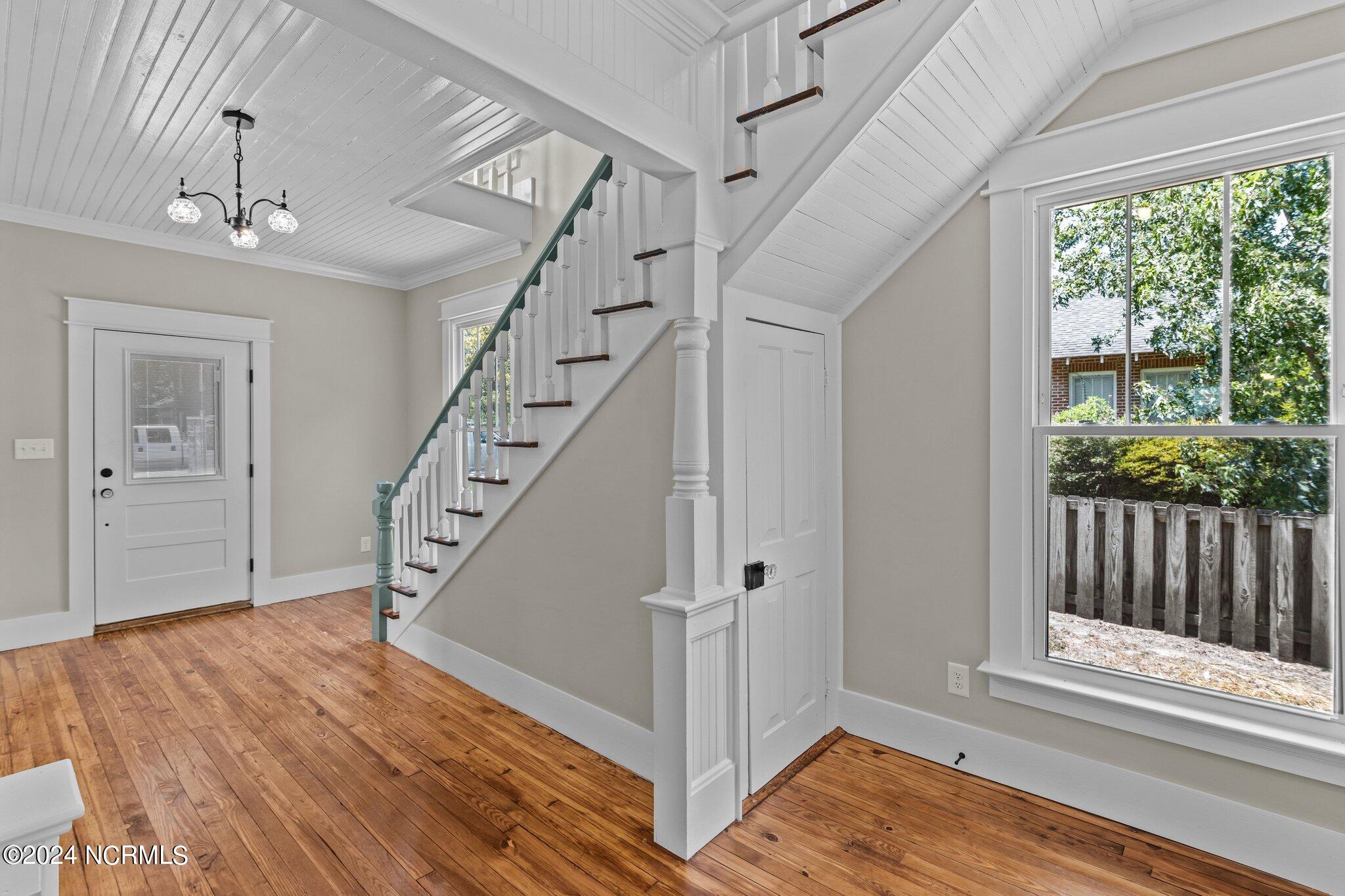 6984 Church Street Property Photo 5