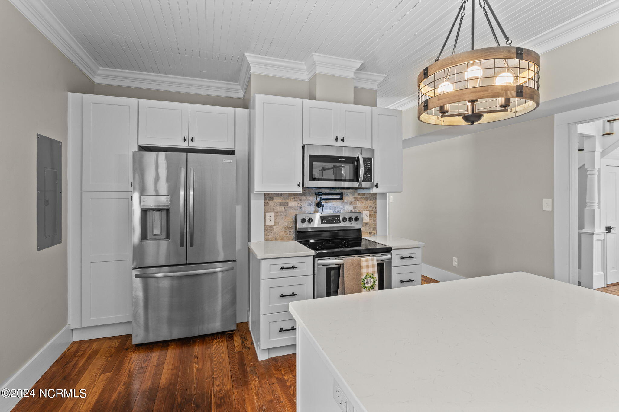 6984 Church Street Property Photo 9