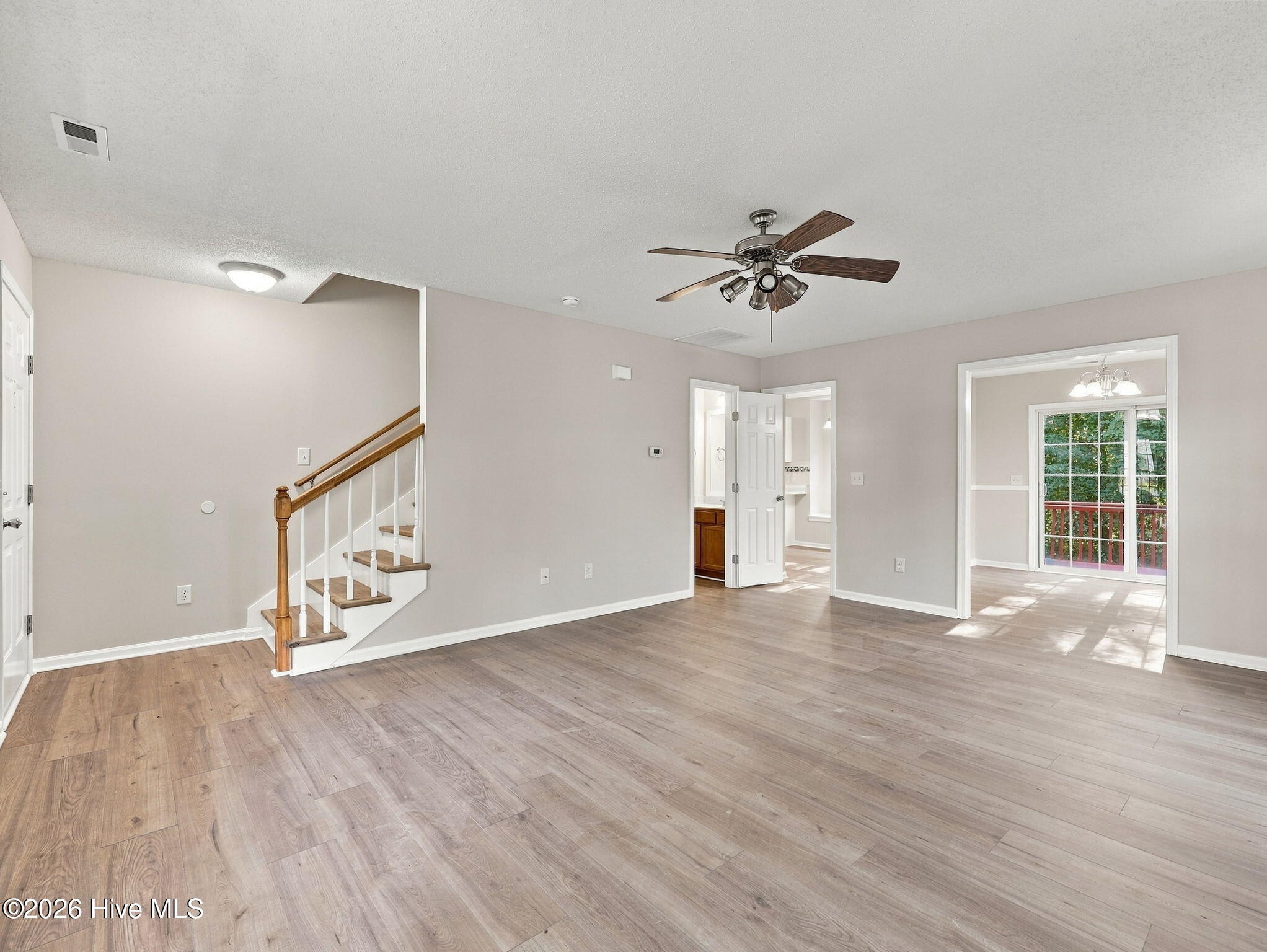 3023 Oakwood Drive Property Photo 7