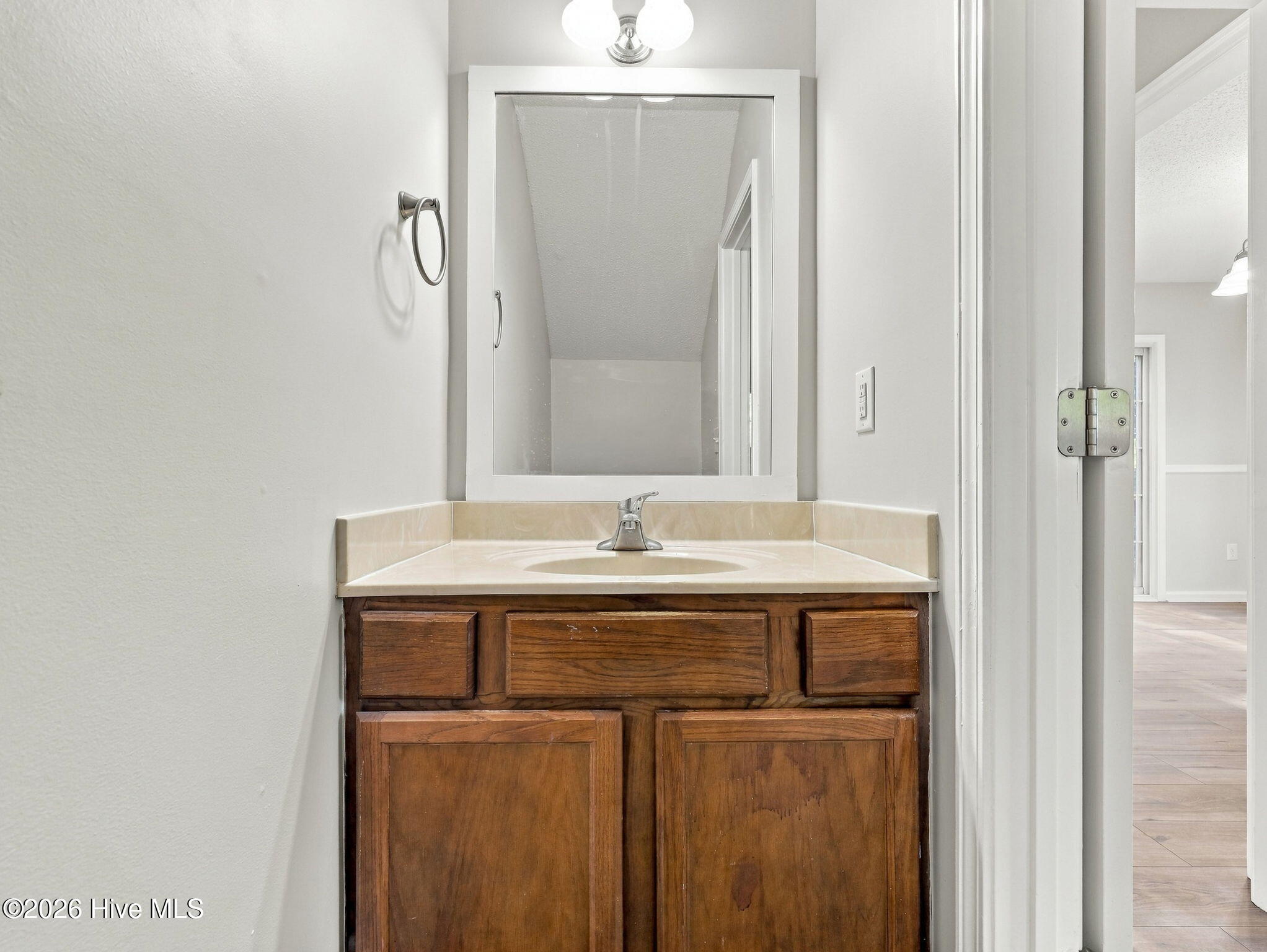 3023 Oakwood Drive Property Photo 8
