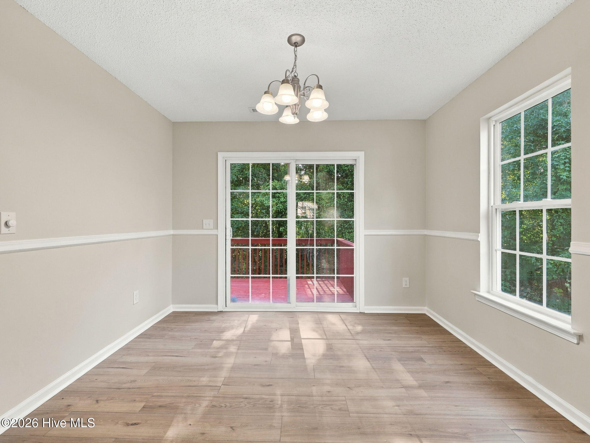 3023 Oakwood Drive Property Photo 9