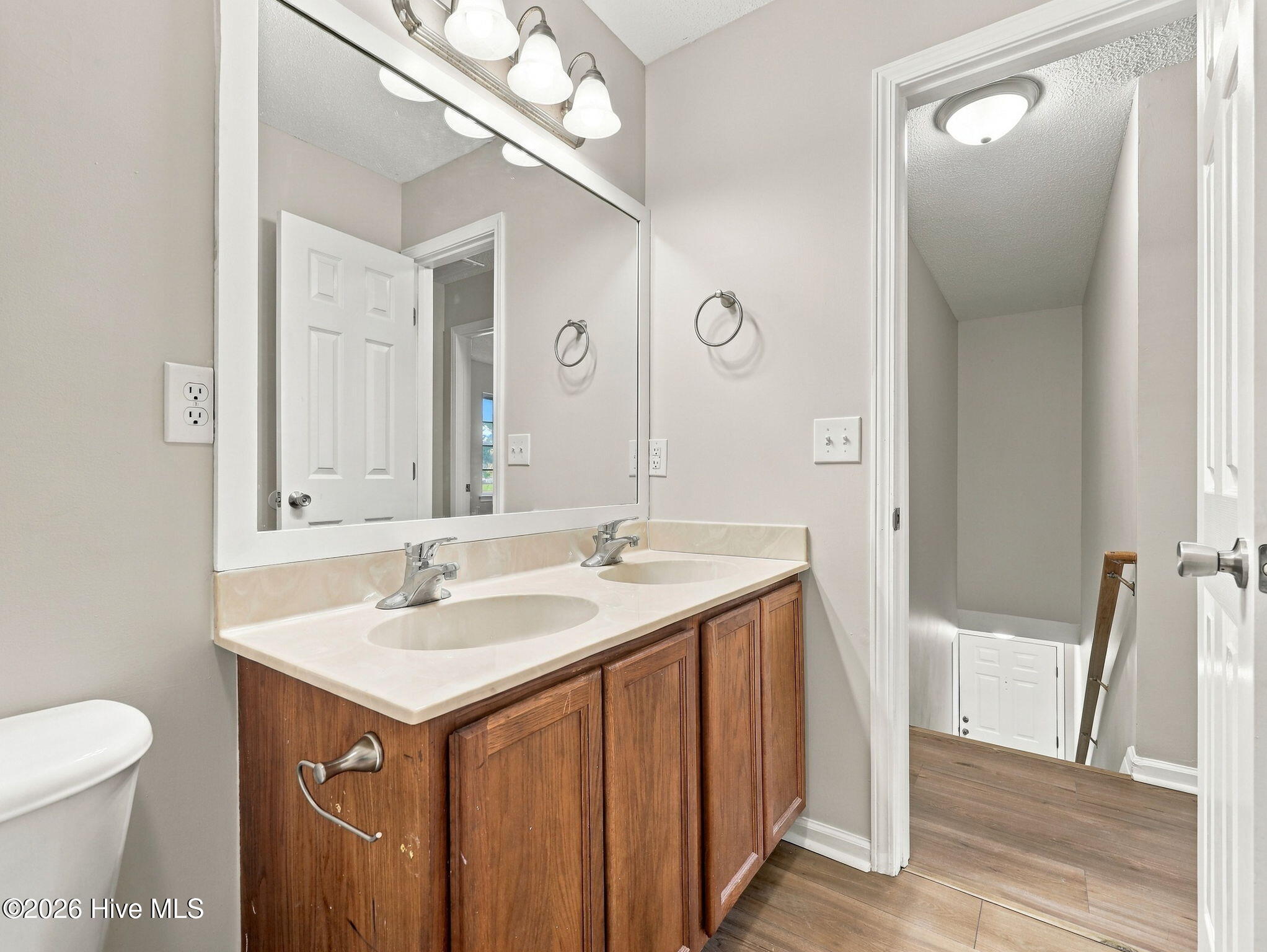 3023 Oakwood Drive Property Photo 23