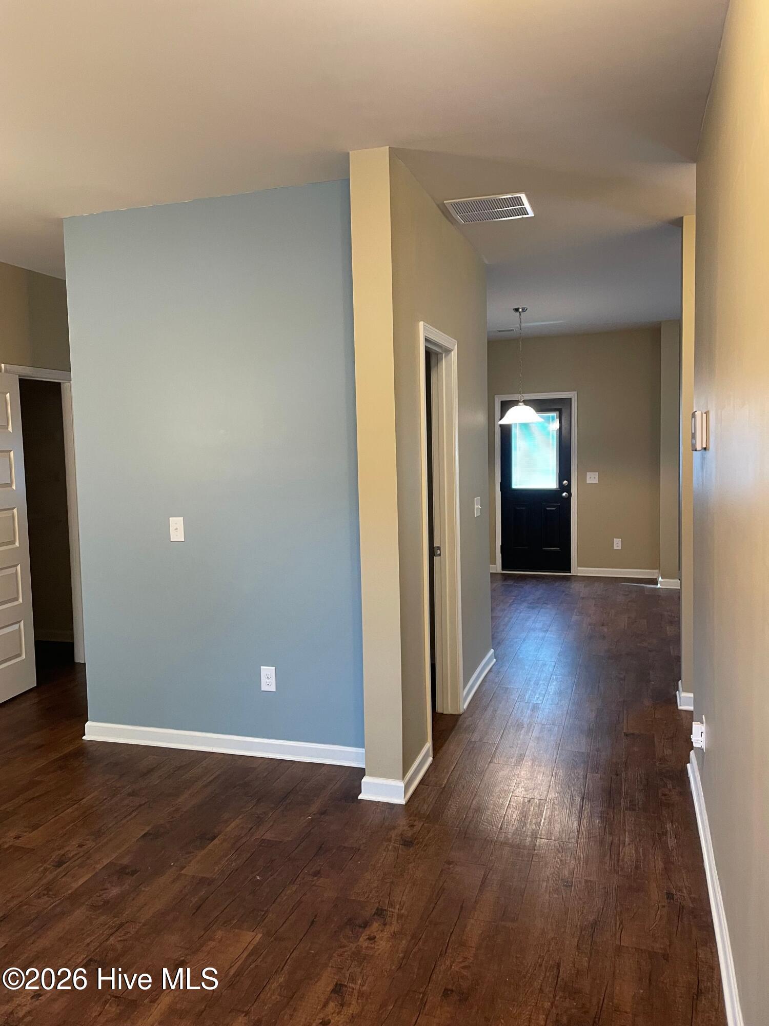 148 Sims Court Property Photo 2