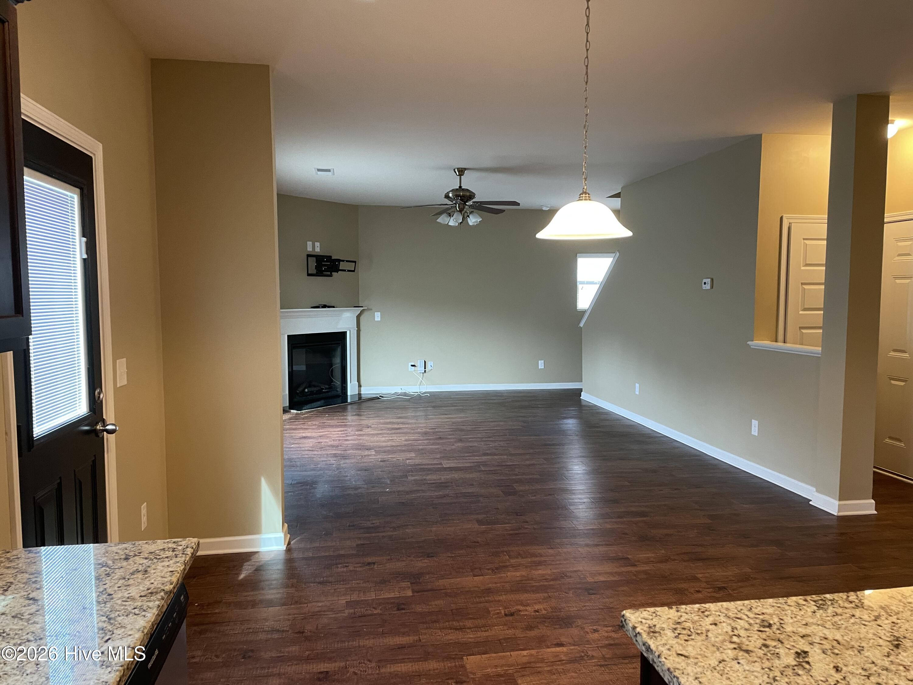 148 Sims Court Property Photo 6