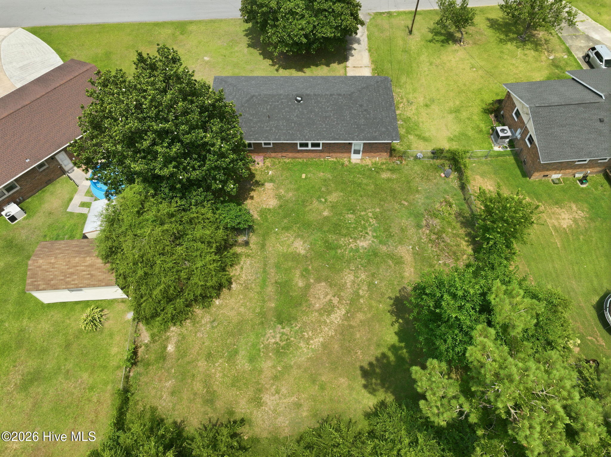 104 Yorkshire Drive Property Photo 34