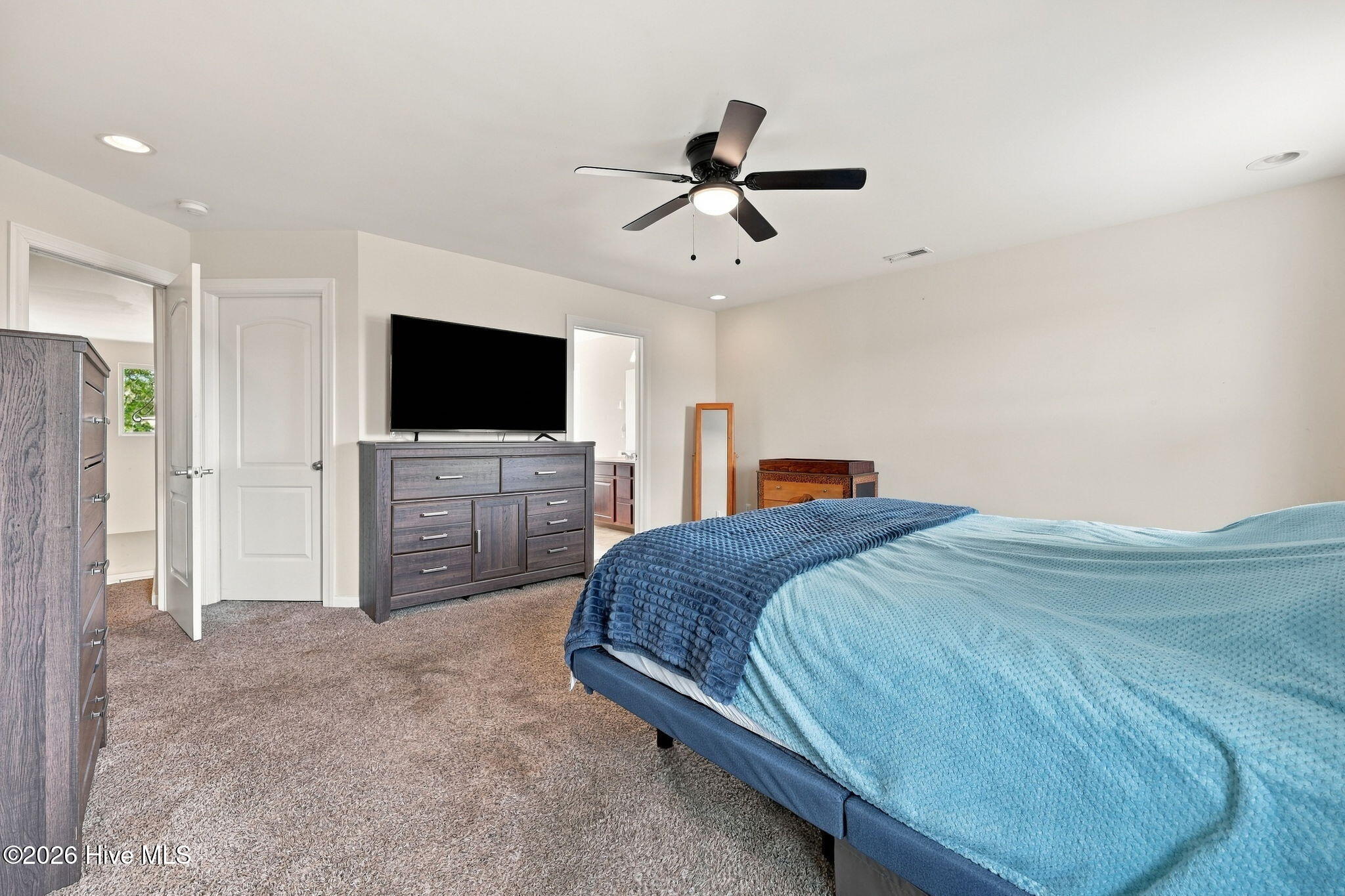 113 Bay Leaf Drive Property Photo 15