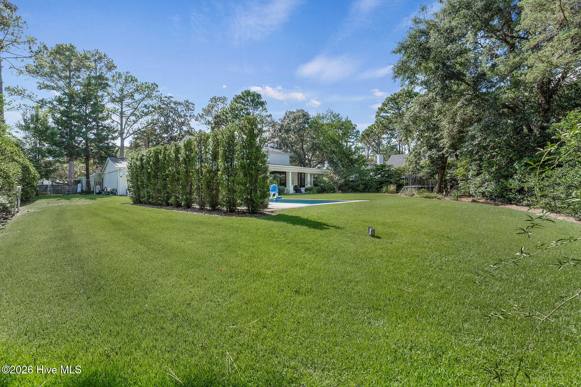 2217 S Canterbury Road Property Photo 5