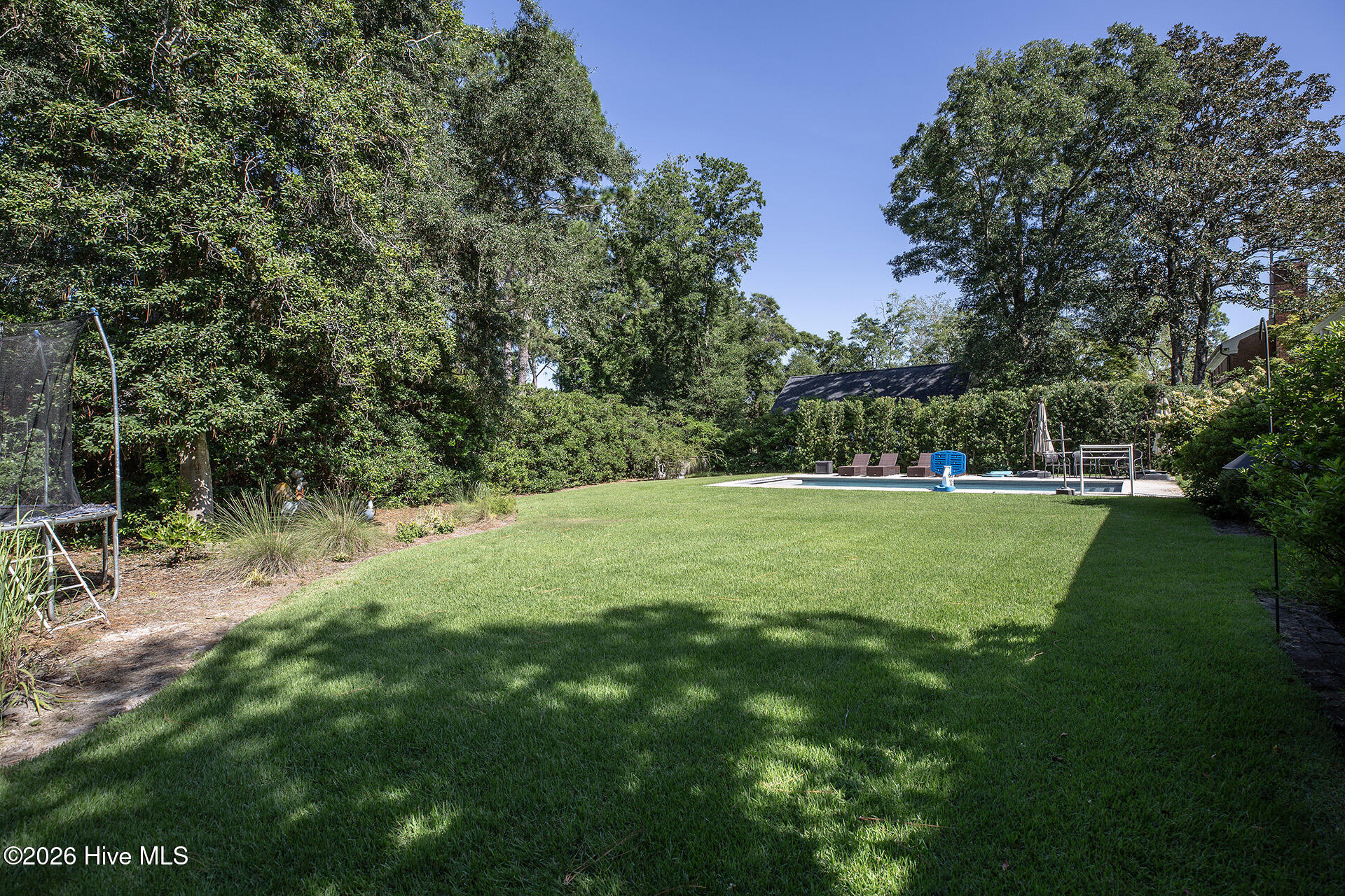 2217 S Canterbury Road Property Photo 7