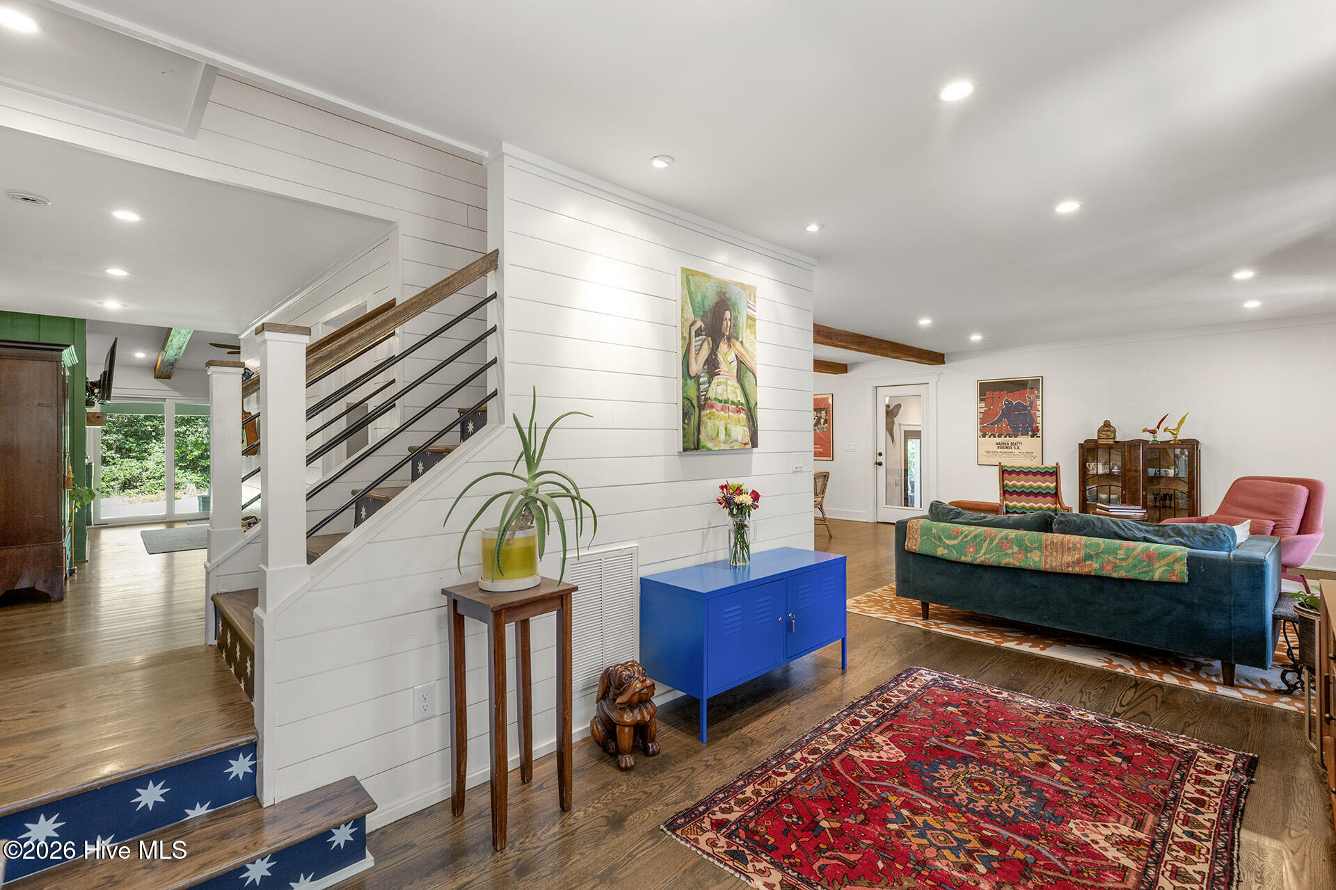 2217 S Canterbury Road Property Photo 8