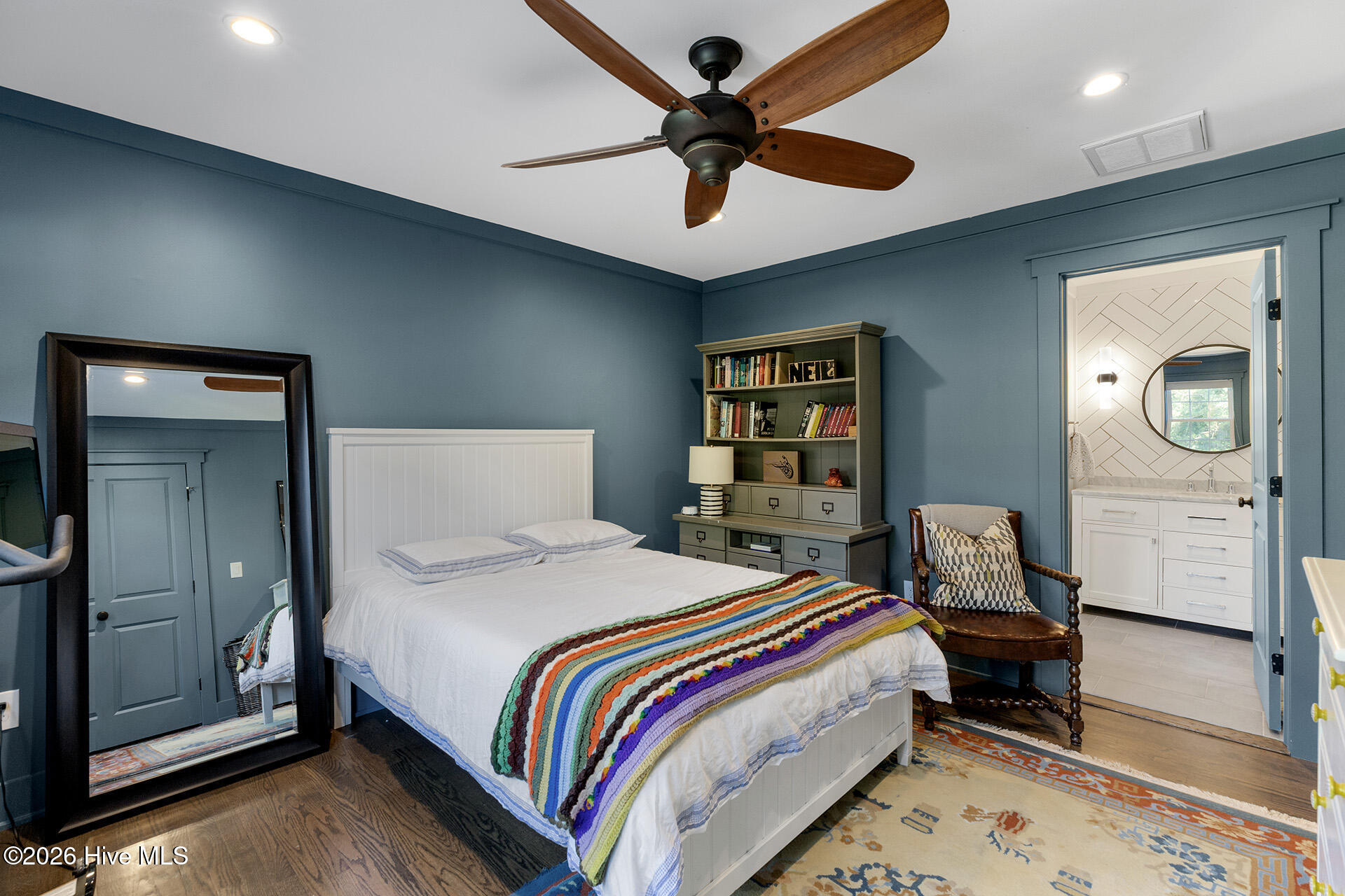 2217 S Canterbury Road Property Photo 42