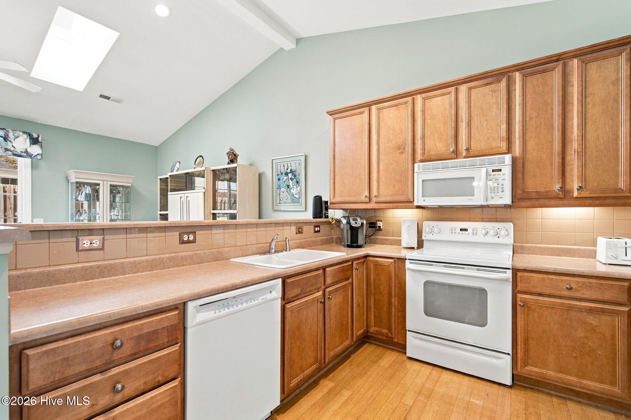 5006 Carleton Drive Unit 137 Property Photo 8