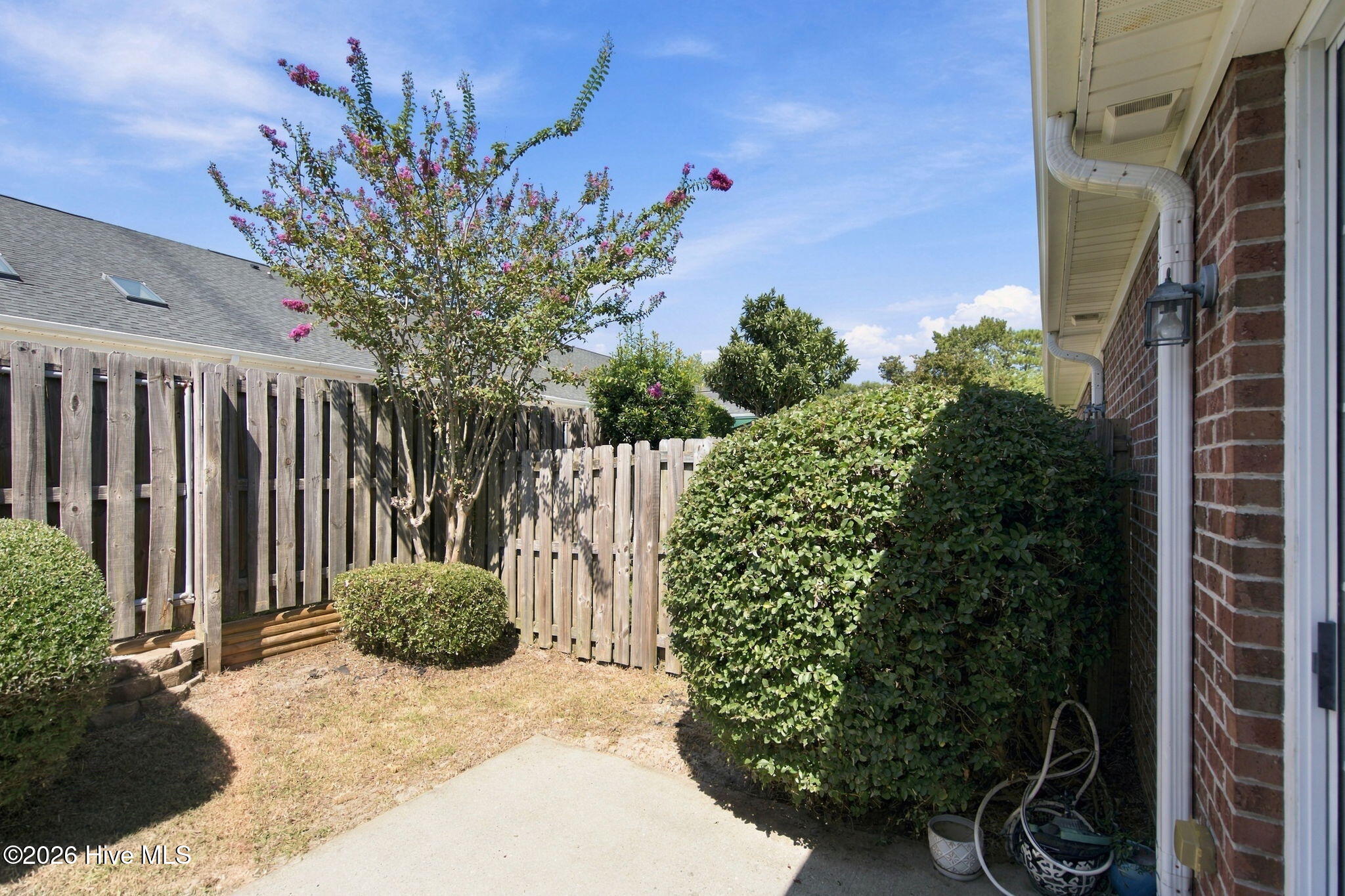 5006 Carleton Drive Unit 137 Property Photo 24